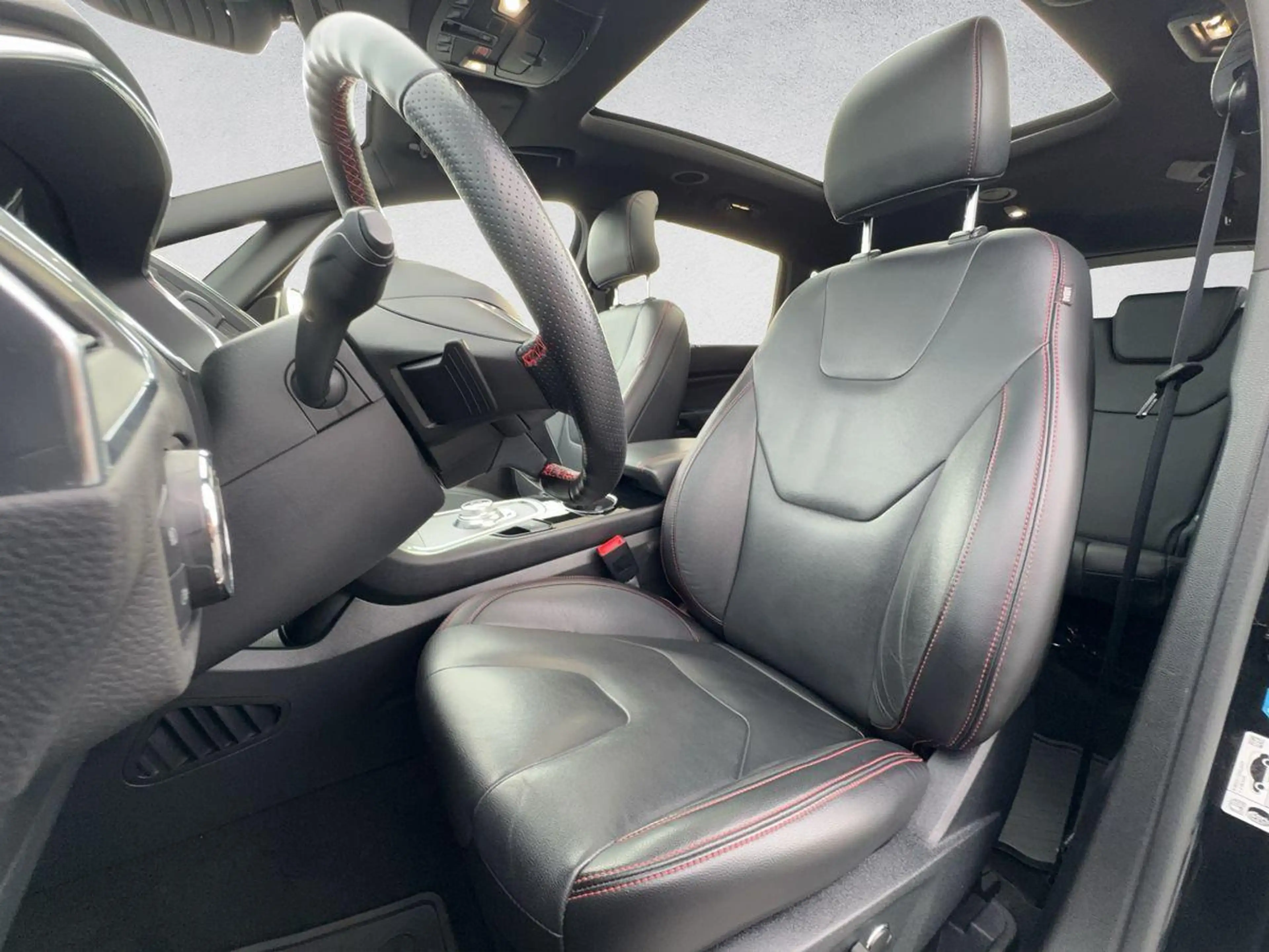 Ford S-Max 2.0 4x4 ST-Line 7Sitzer Pano Leder ACC AHK — photo 12
