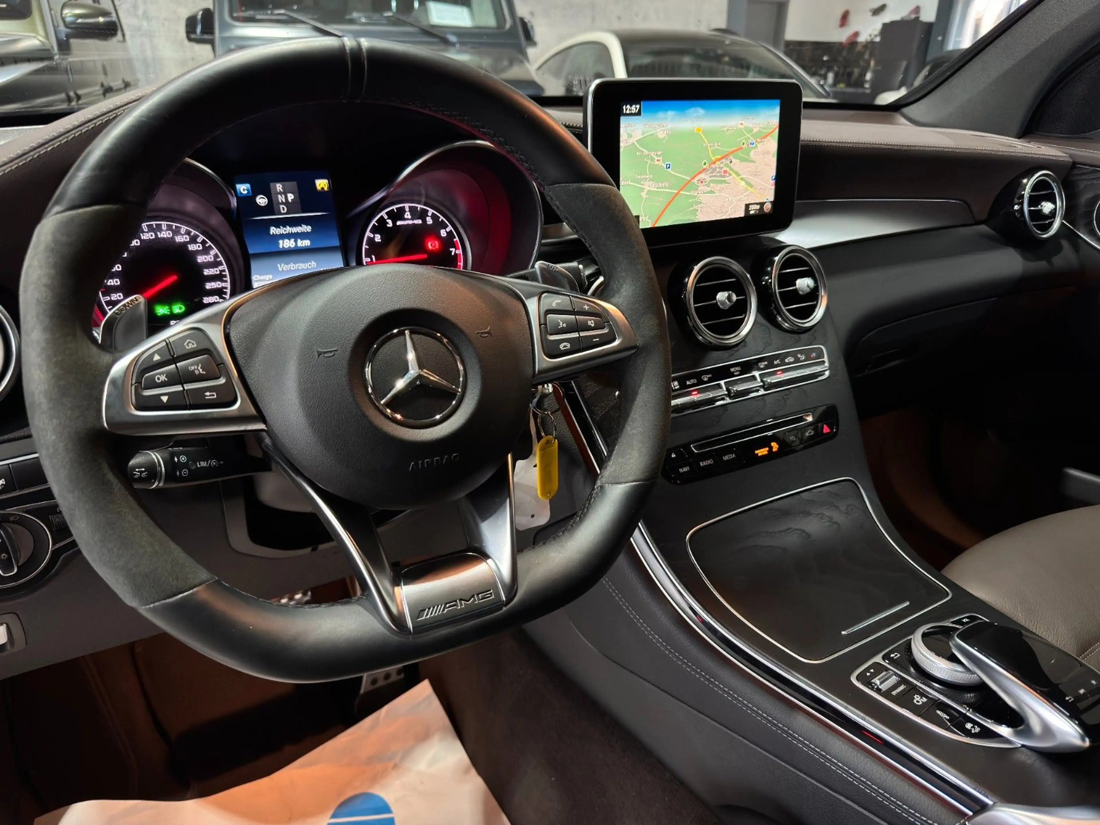 Mercedes-Benz GLC 43 AMG GLC/Coupe/AMG/4Matic/SCHIEBD/360*/LED/ACC/TOTW — photo 9