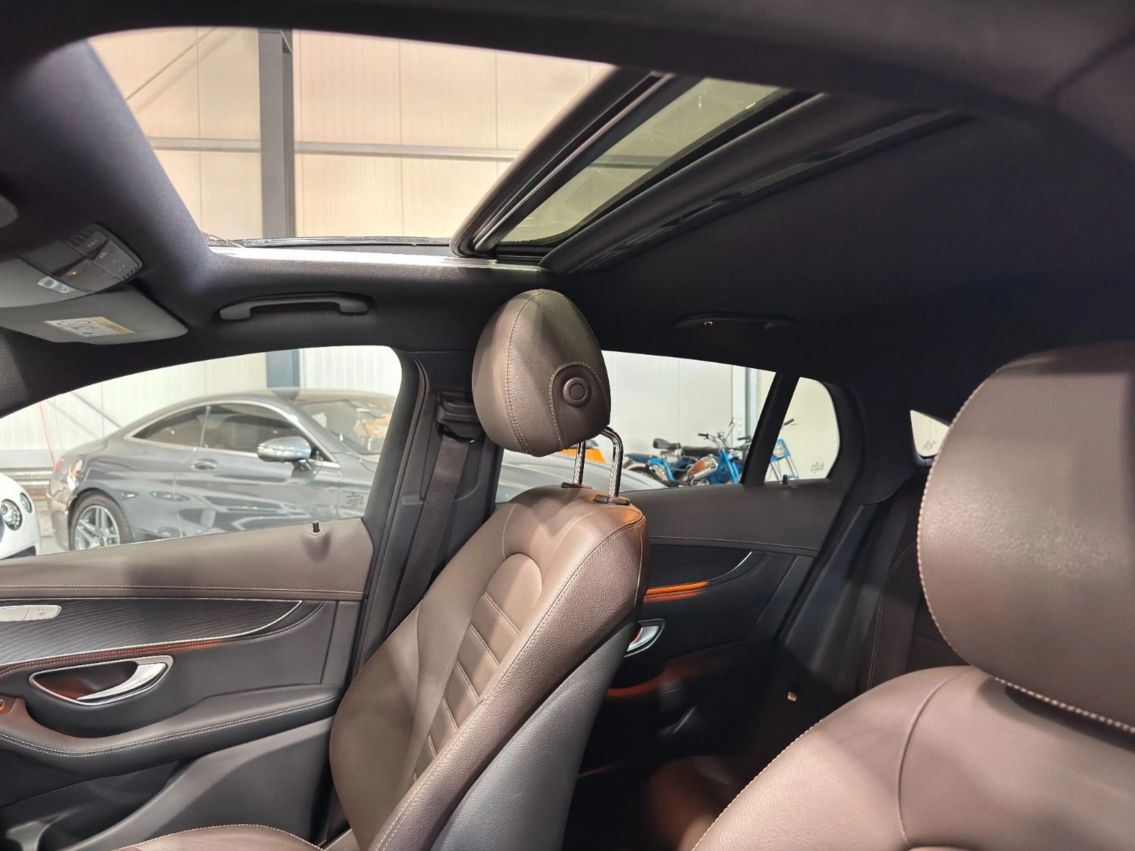 Mercedes-Benz GLC 43 AMG GLC/Coupe/AMG/4Matic/SCHIEBD/360*/LED/ACC/TOTW — photo 10