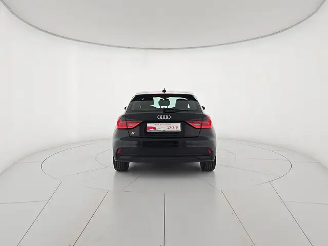 Audi A1 view 4