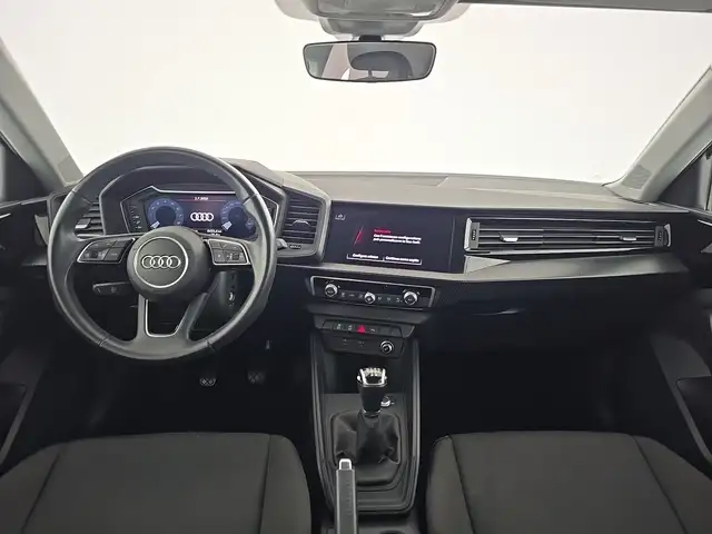 Audi A1 view 11