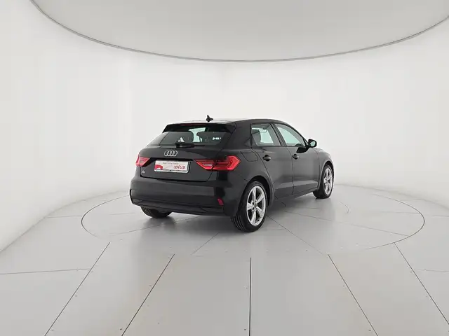 Audi A1 view 5