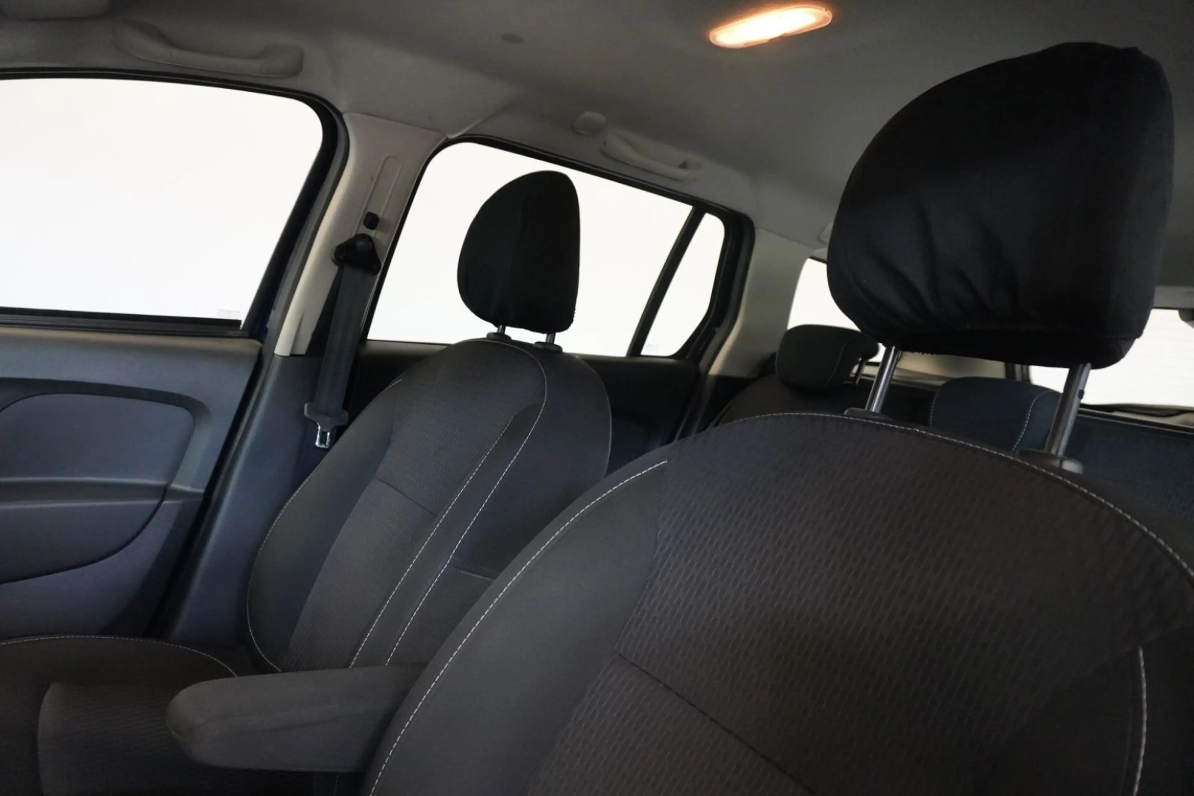 Dacia Logan MCV 0.9 TCe Comfort Automatik Kamera — photo 12