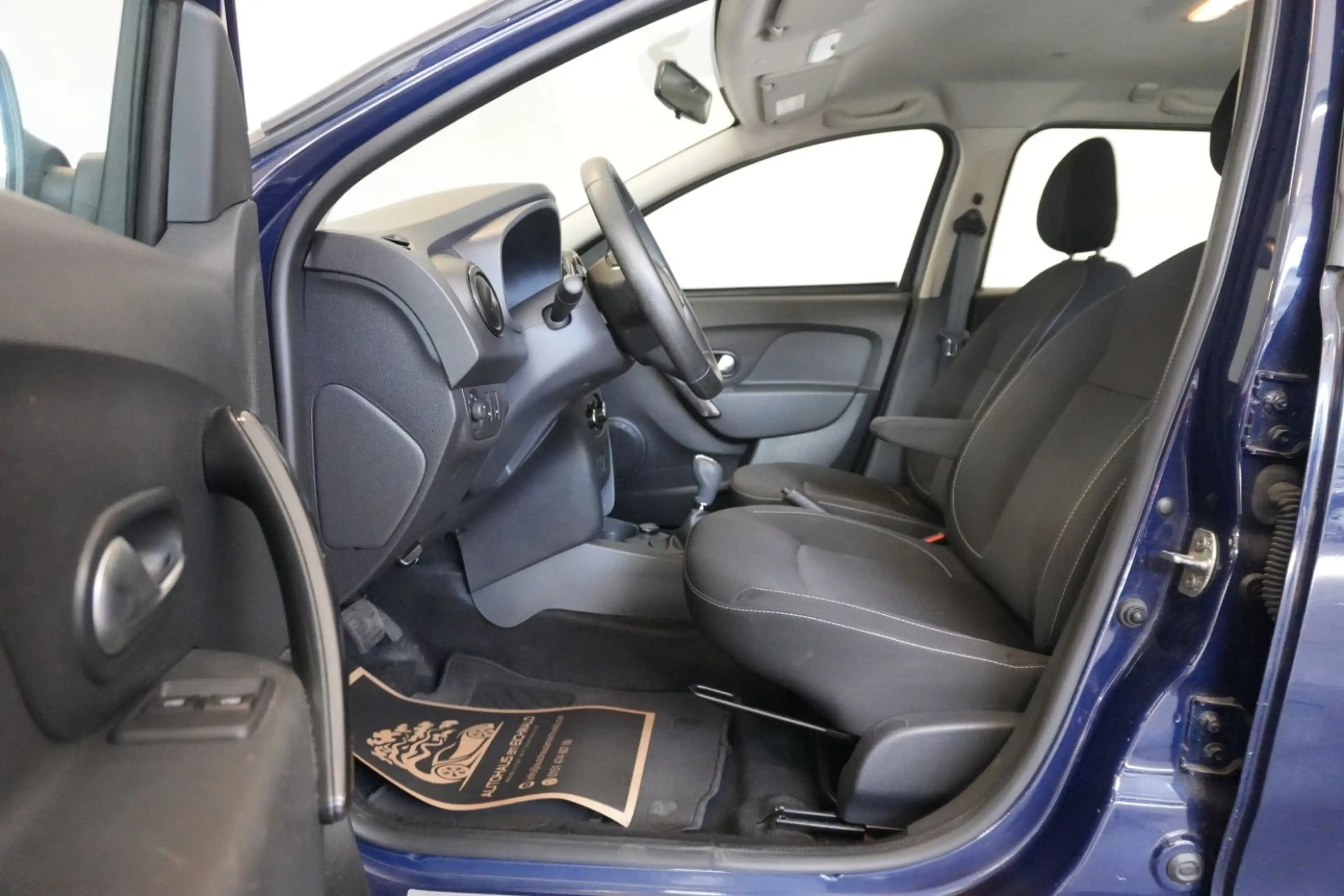 Dacia Logan MCV 0.9 TCe Comfort Automatik Kamera — photo 11