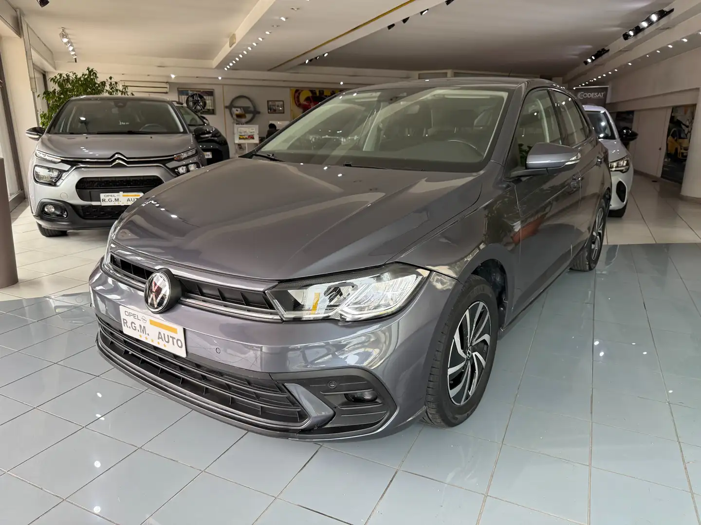 Volkswagen Polo Polo VI 2022 1.0 tsi Life 95cv Grigio - 1