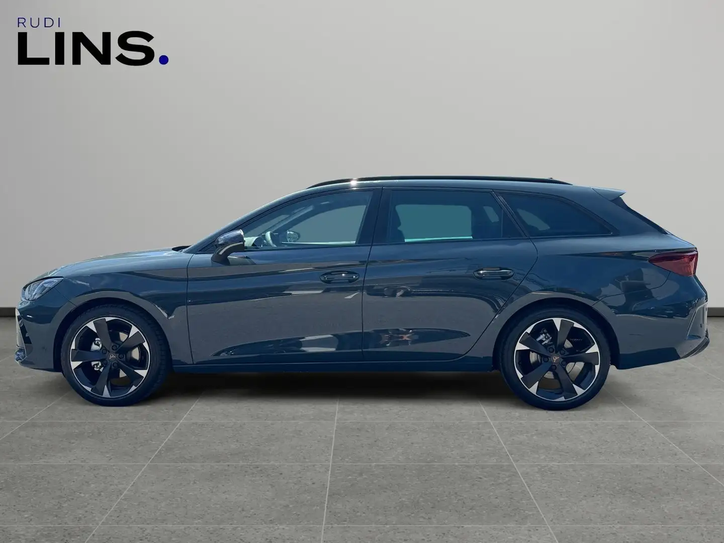 CUPRA Leon 1.5 eTSI DSG Blau - 2