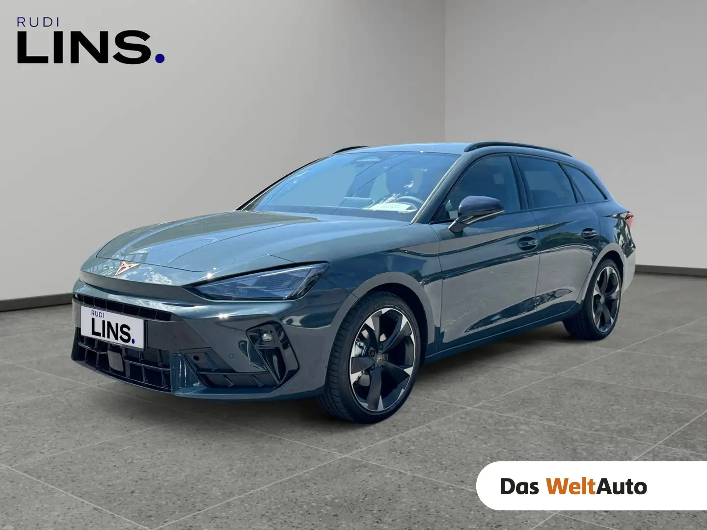 CUPRA Leon 1.5 eTSI DSG Blau - 1