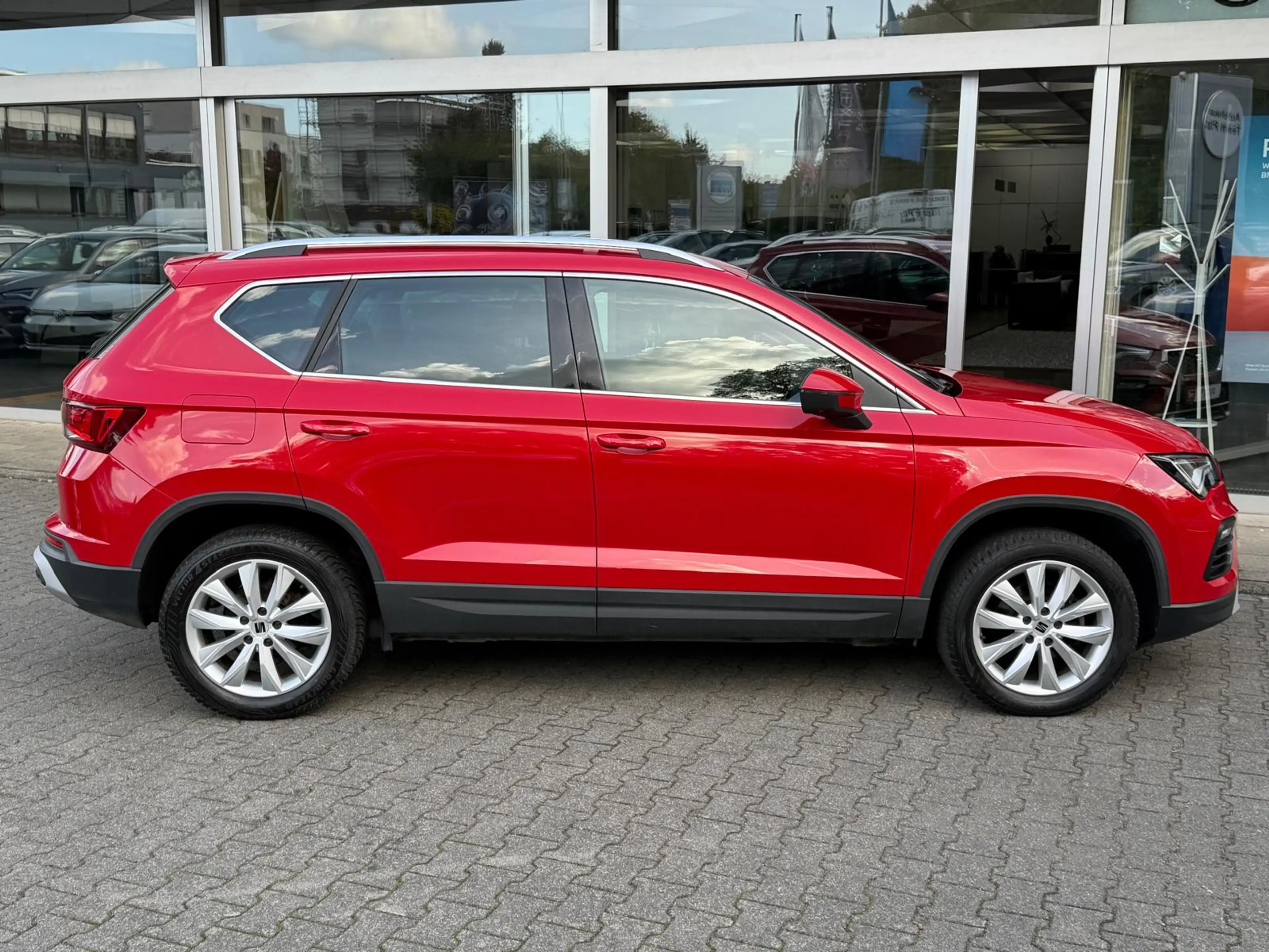 SEAT Ateca 1.5TSI Style >VIRTU+LED+NAVI+ACC+PDC+CARPL — photo 4