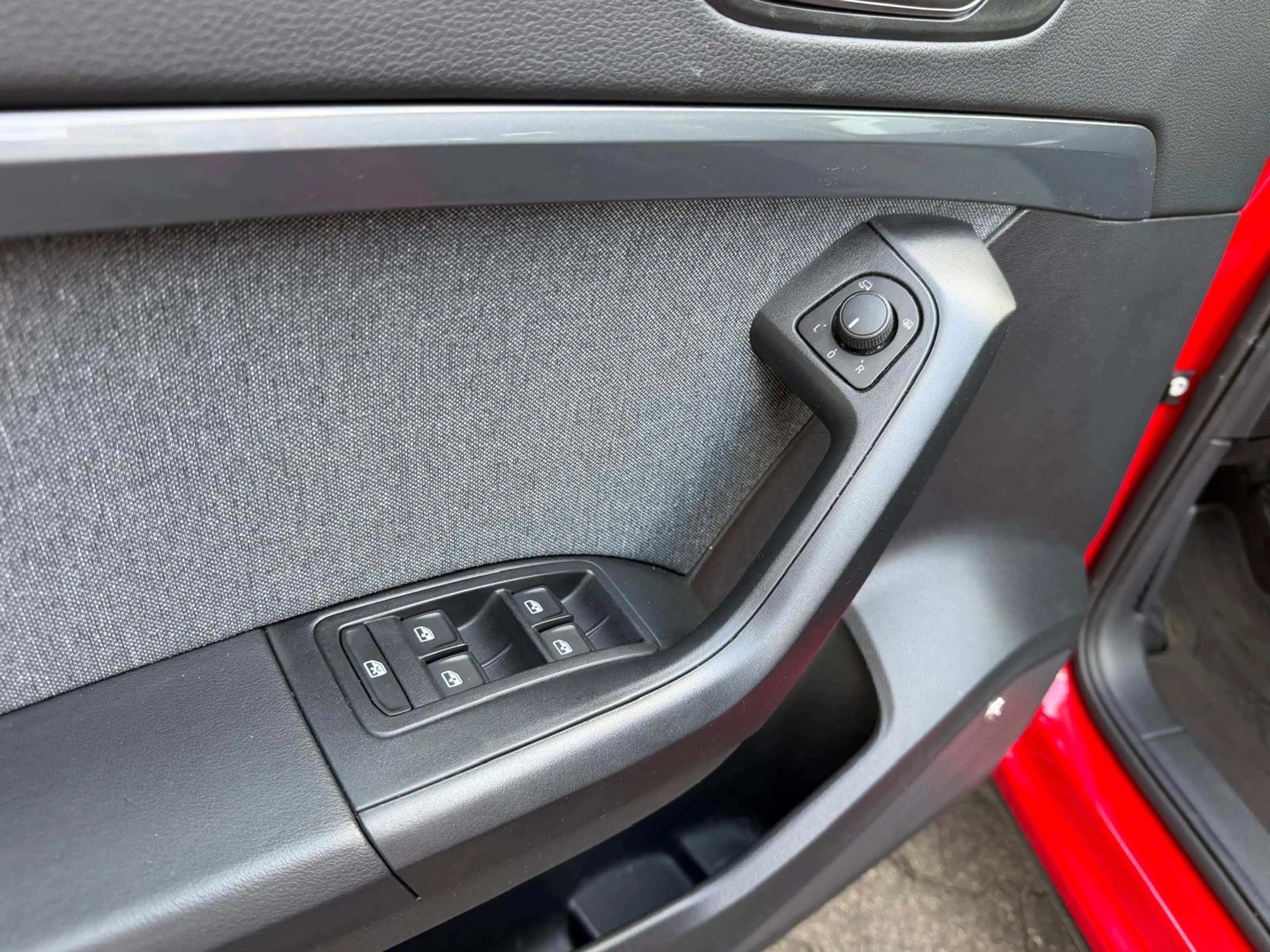 SEAT Ateca 1.5TSI Style >VIRTU+LED+NAVI+ACC+PDC+CARPL — photo 15