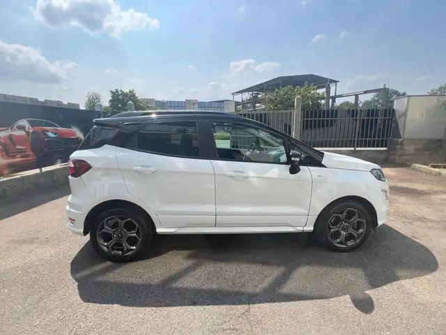 Ford Ecosport view 4