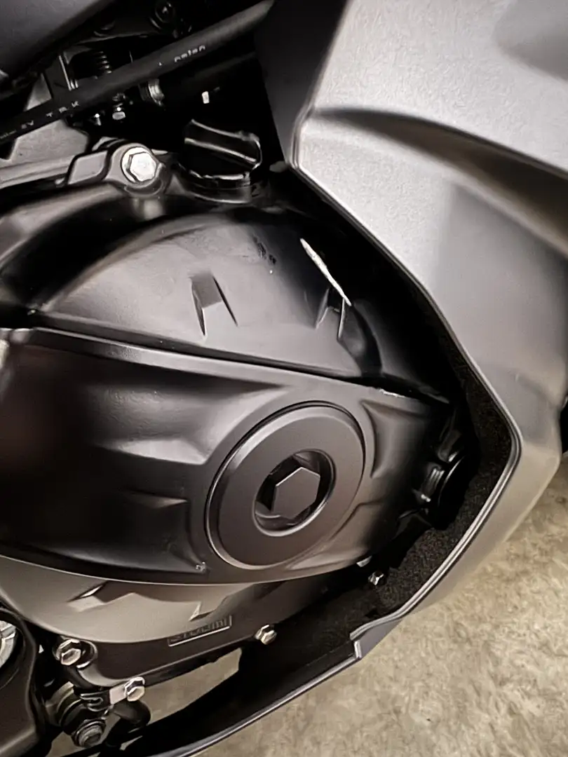 Suzuki GSX-R 1000 - 2