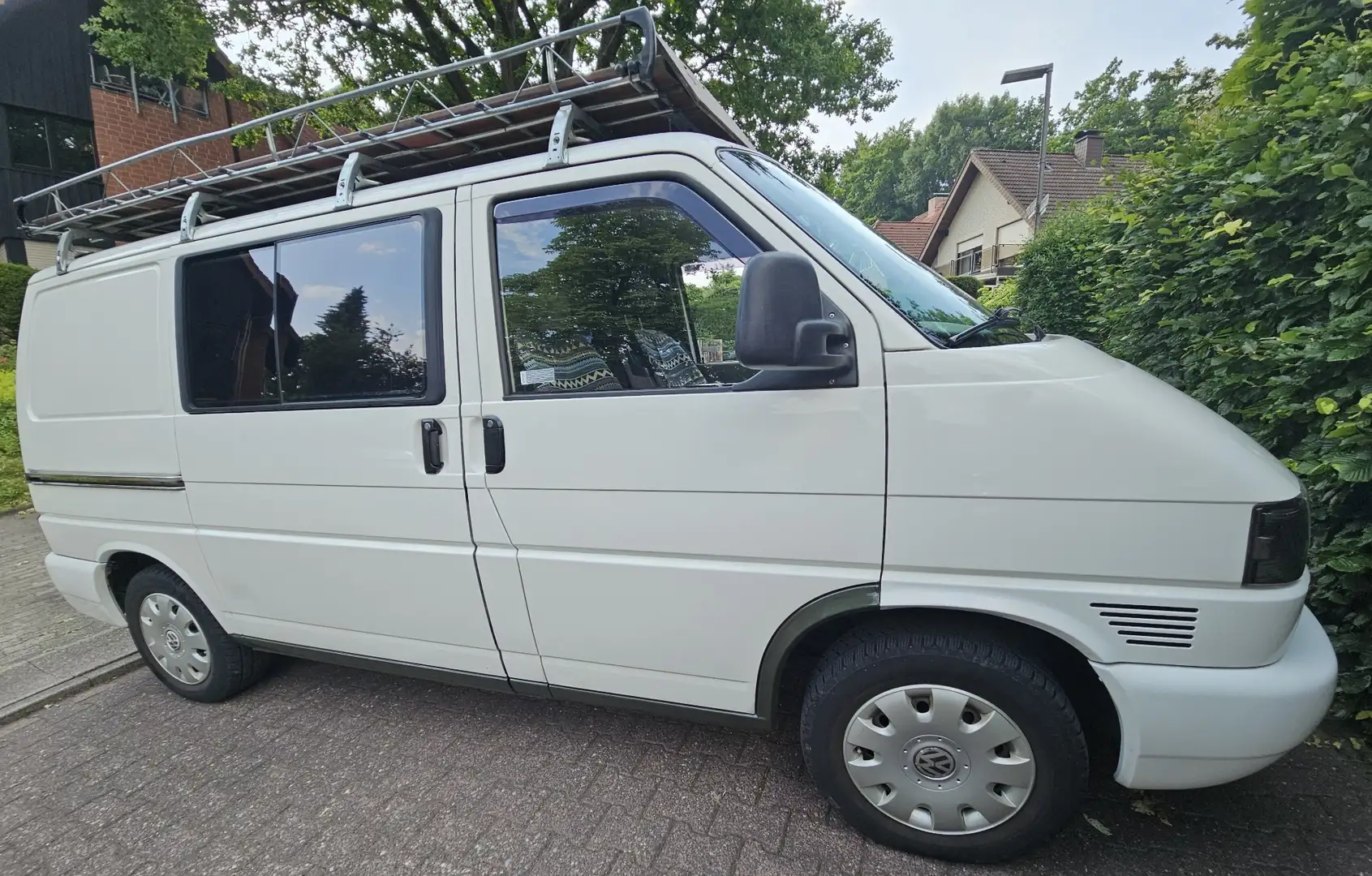 Volkswagen T4 Transporter TDI 7DM1Y2/Z39 Beige - 1