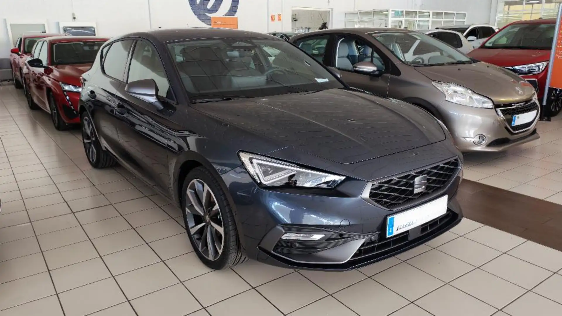 SEAT Leon 1.5 TSI 110KW S/S FR SPECIAL EDITION 5P Gris - 1
