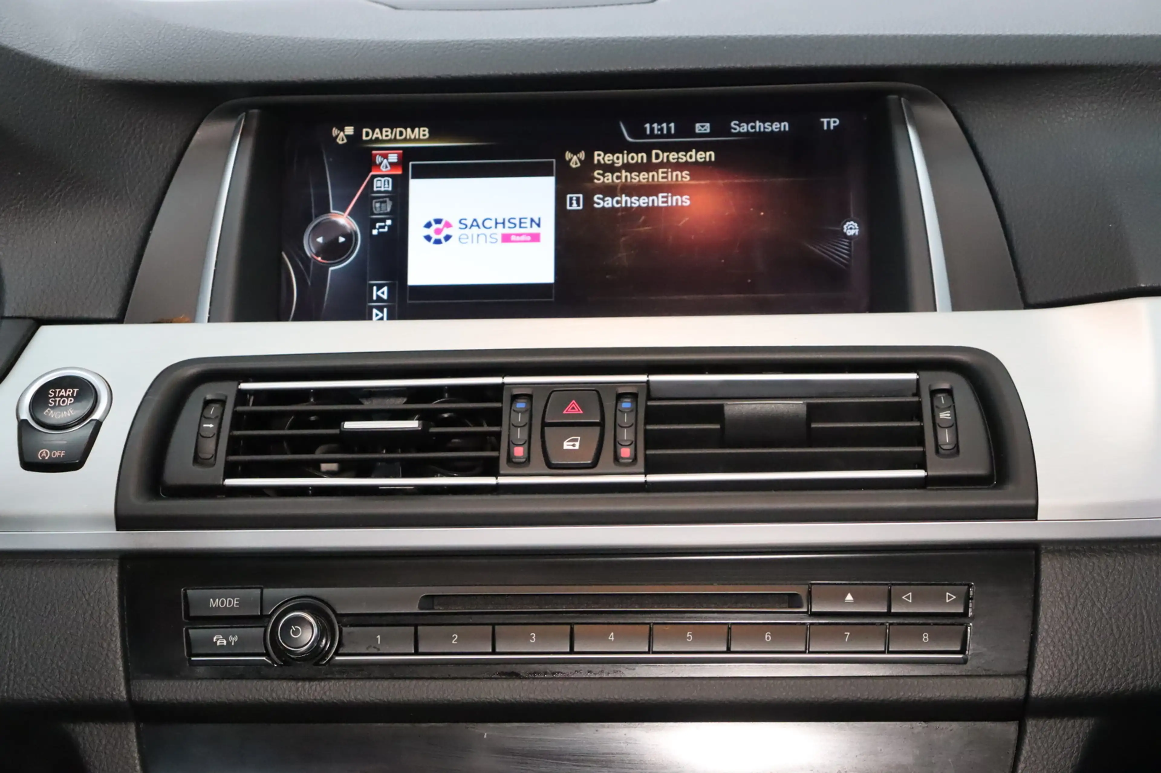 BMW M550 d Touring xDrive * HUD * Leder — photo 15