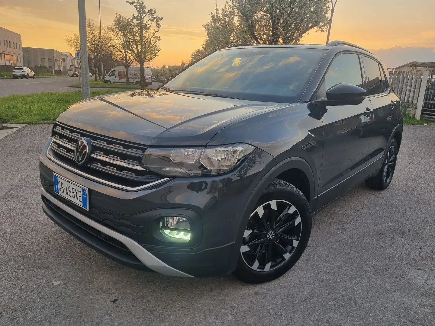 Volkswagen T-Cross T-Cross 1.0 tsi Style 95cv Gris - 2