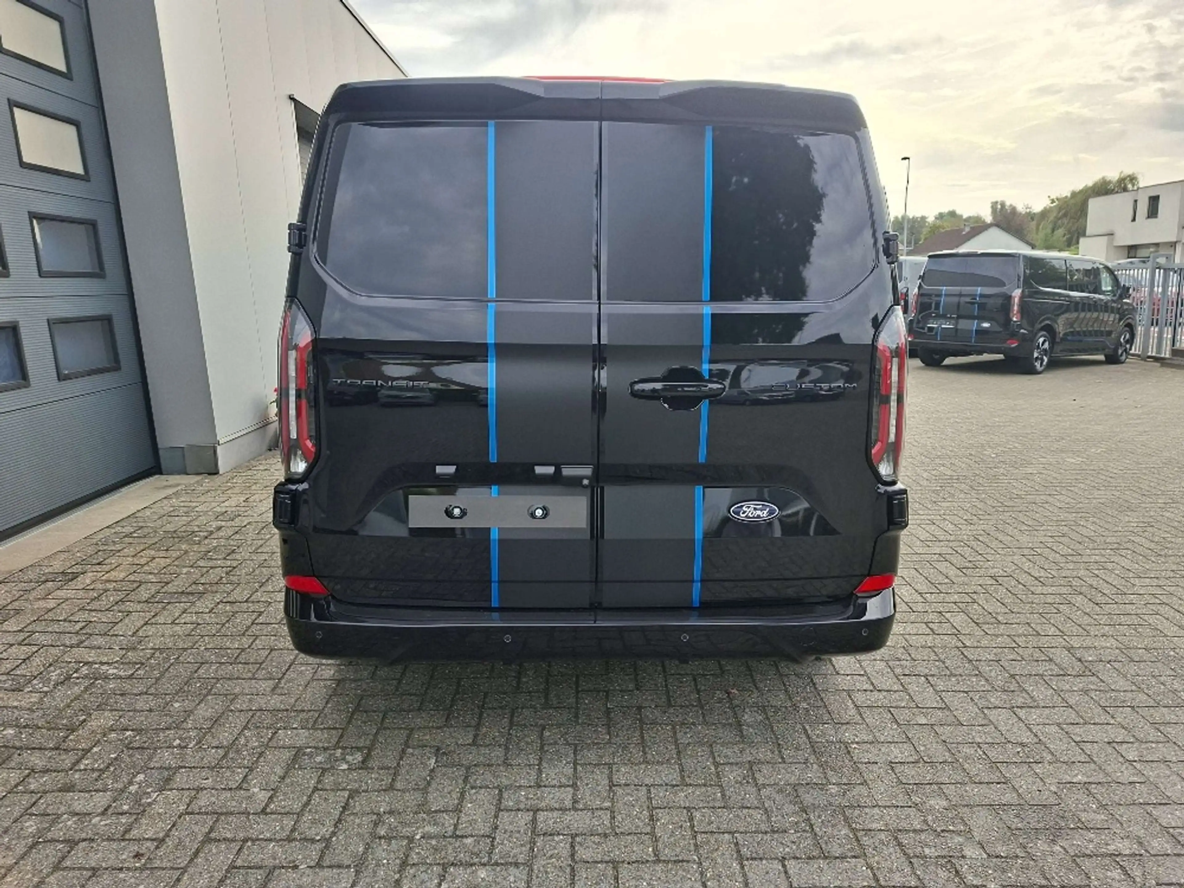 Ford Transit Custom SPORT L1 170PK A8 360° camera 5zit stock 19"velgen — photo 5