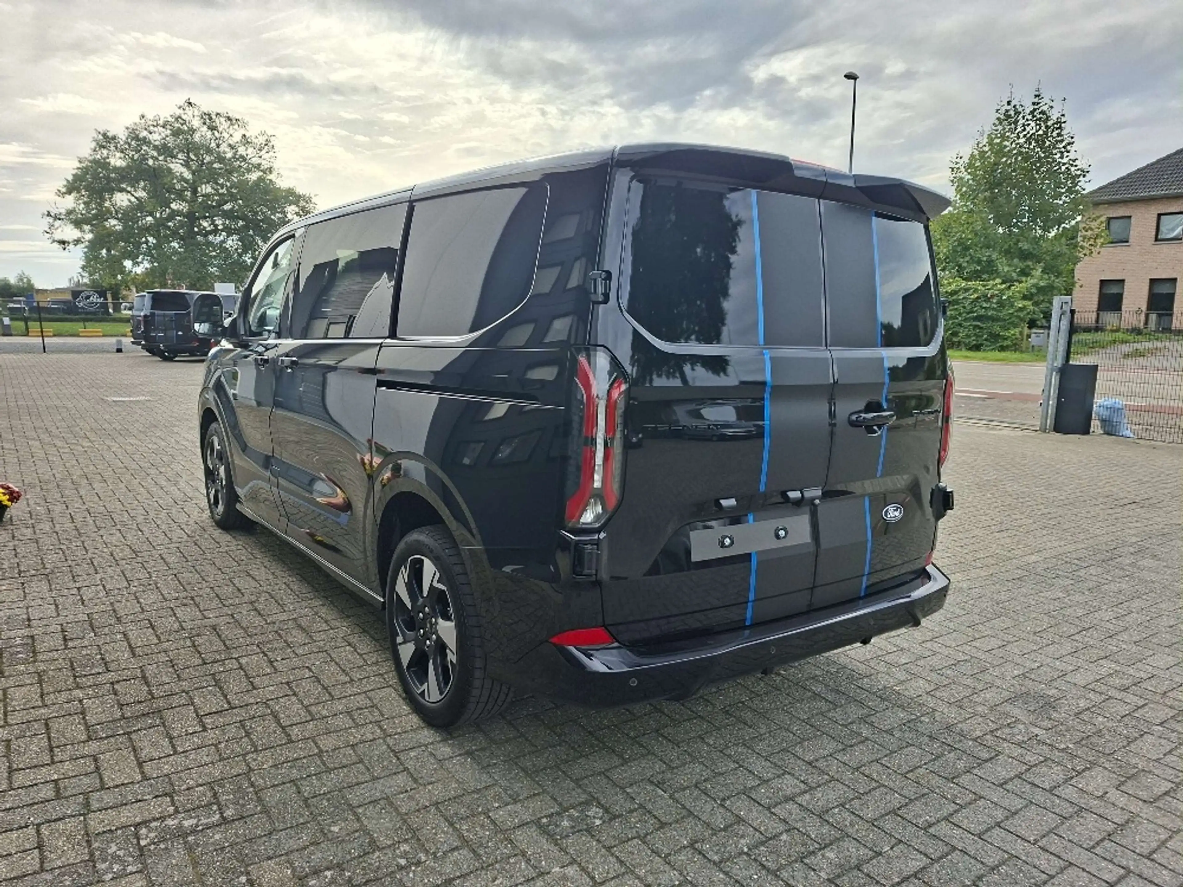 Ford Transit Custom SPORT L1 170PK A8 360° camera 5zit stock 19"velgen — photo 6