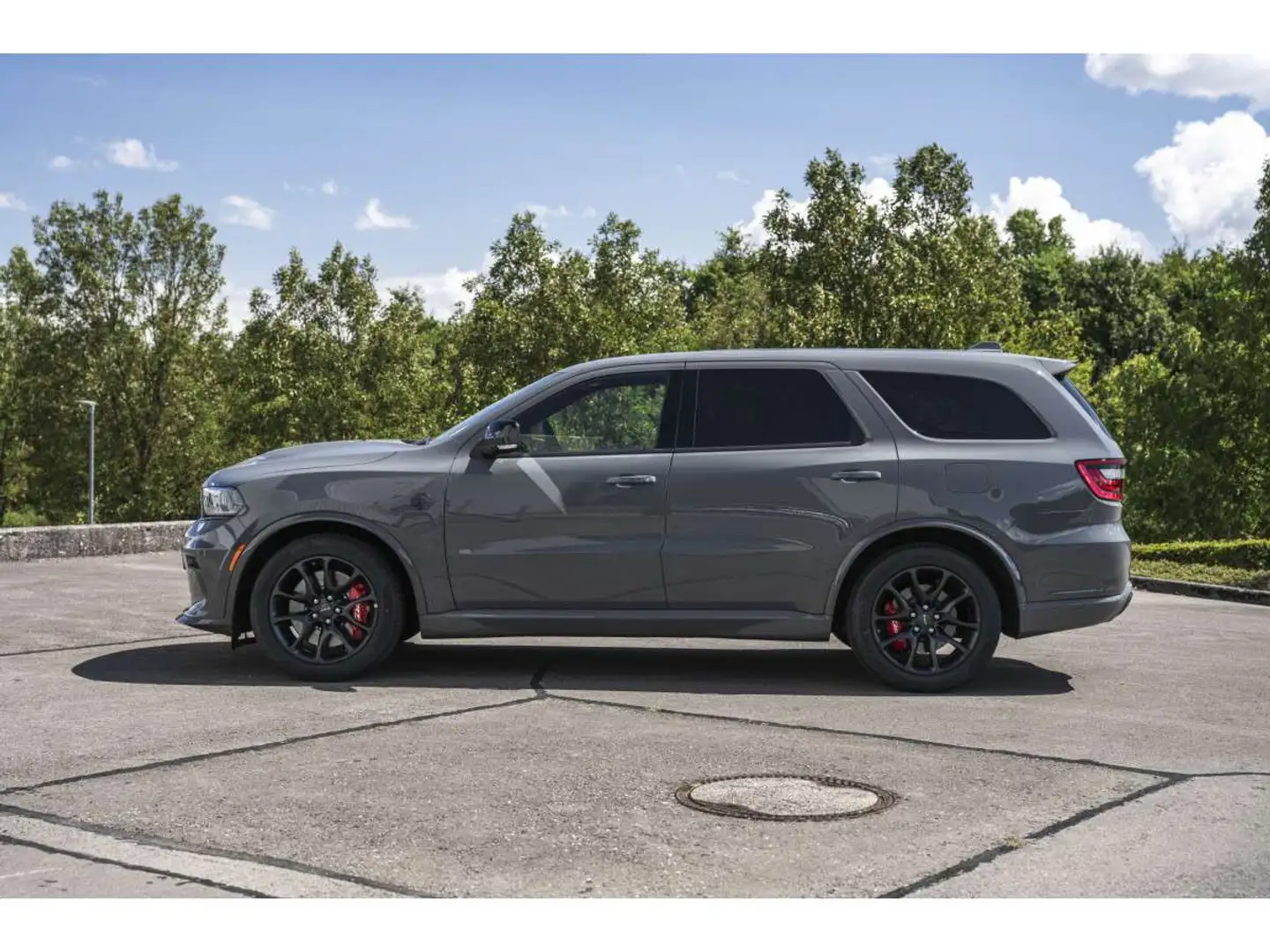 Dodge Durango SRT HELLCAT Gris - 2