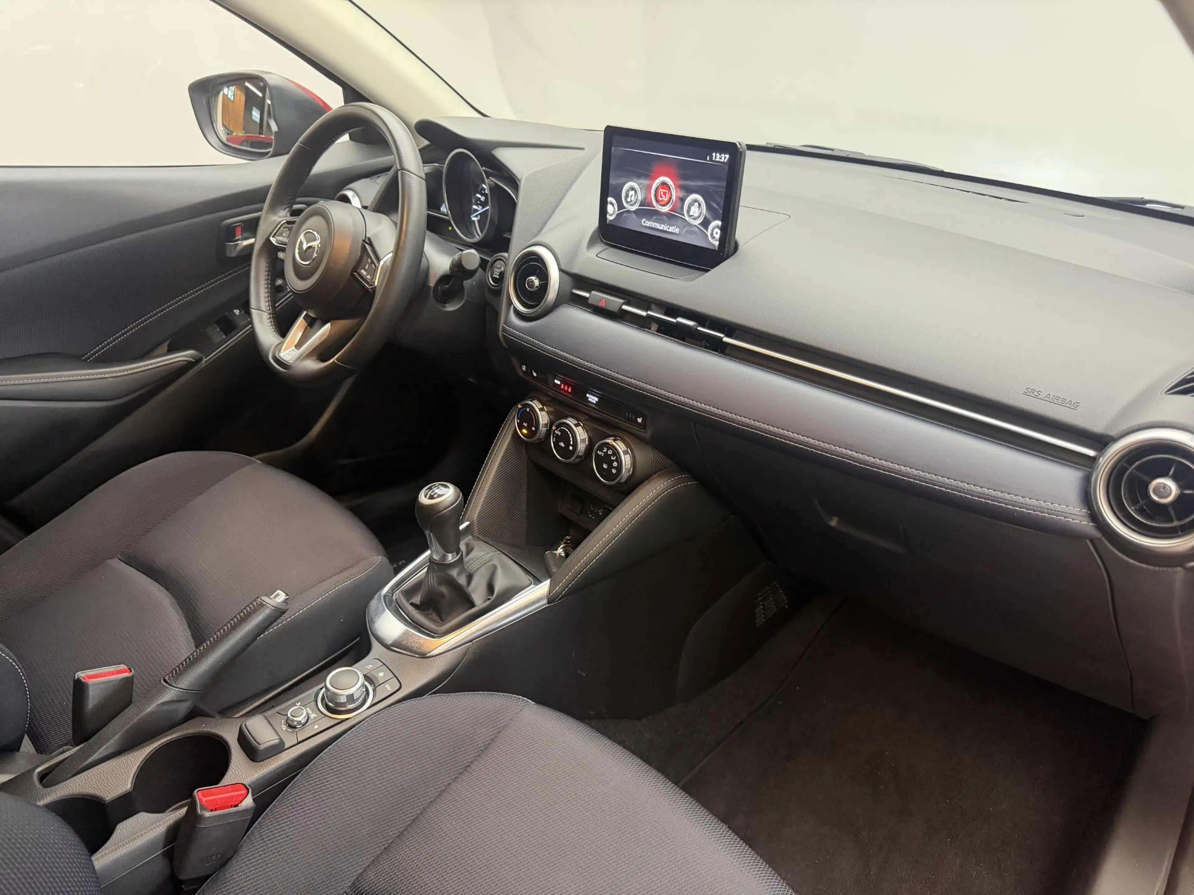 Mazda 2 1.5 Skyactiv-G Luxury | Clima | Stoel en stuur ver — photo 5
