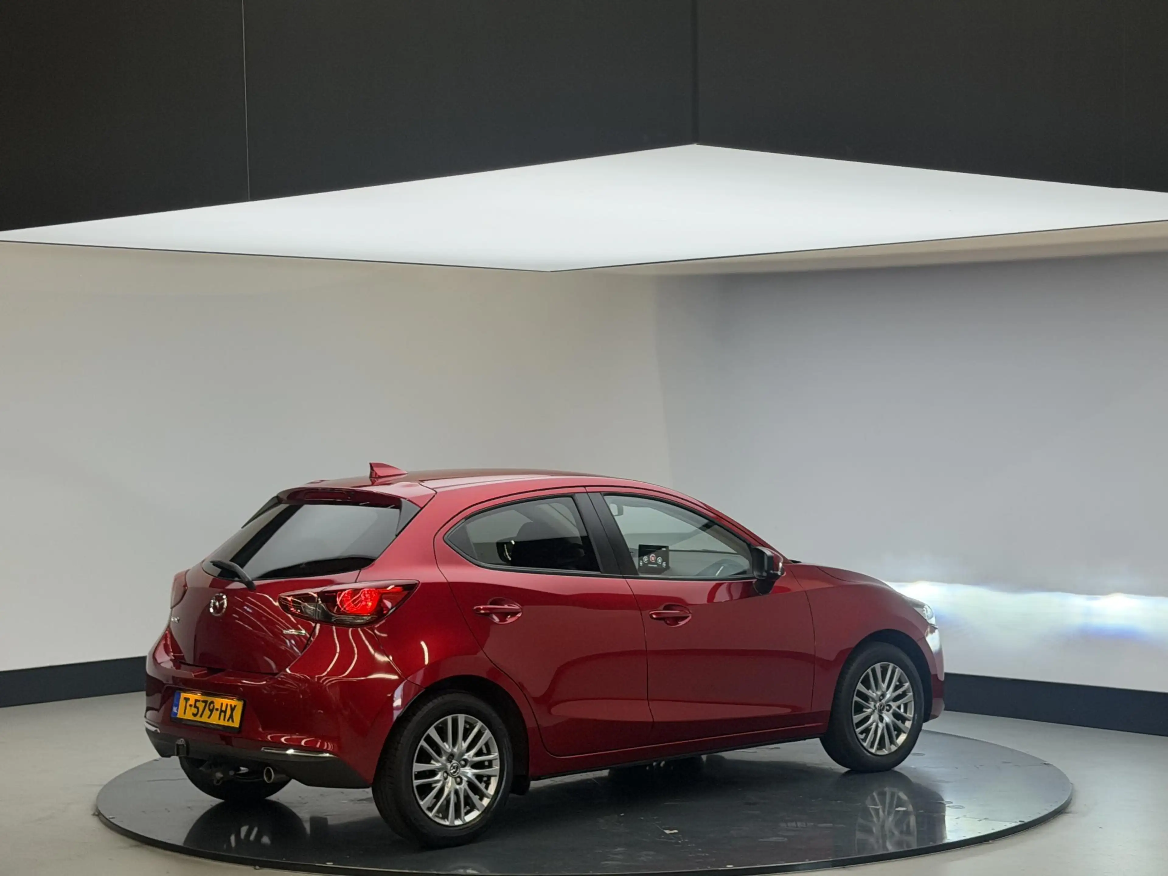 Mazda 2 1.5 Skyactiv-G Luxury | Clima | Stoel en stuur ver — photo 8