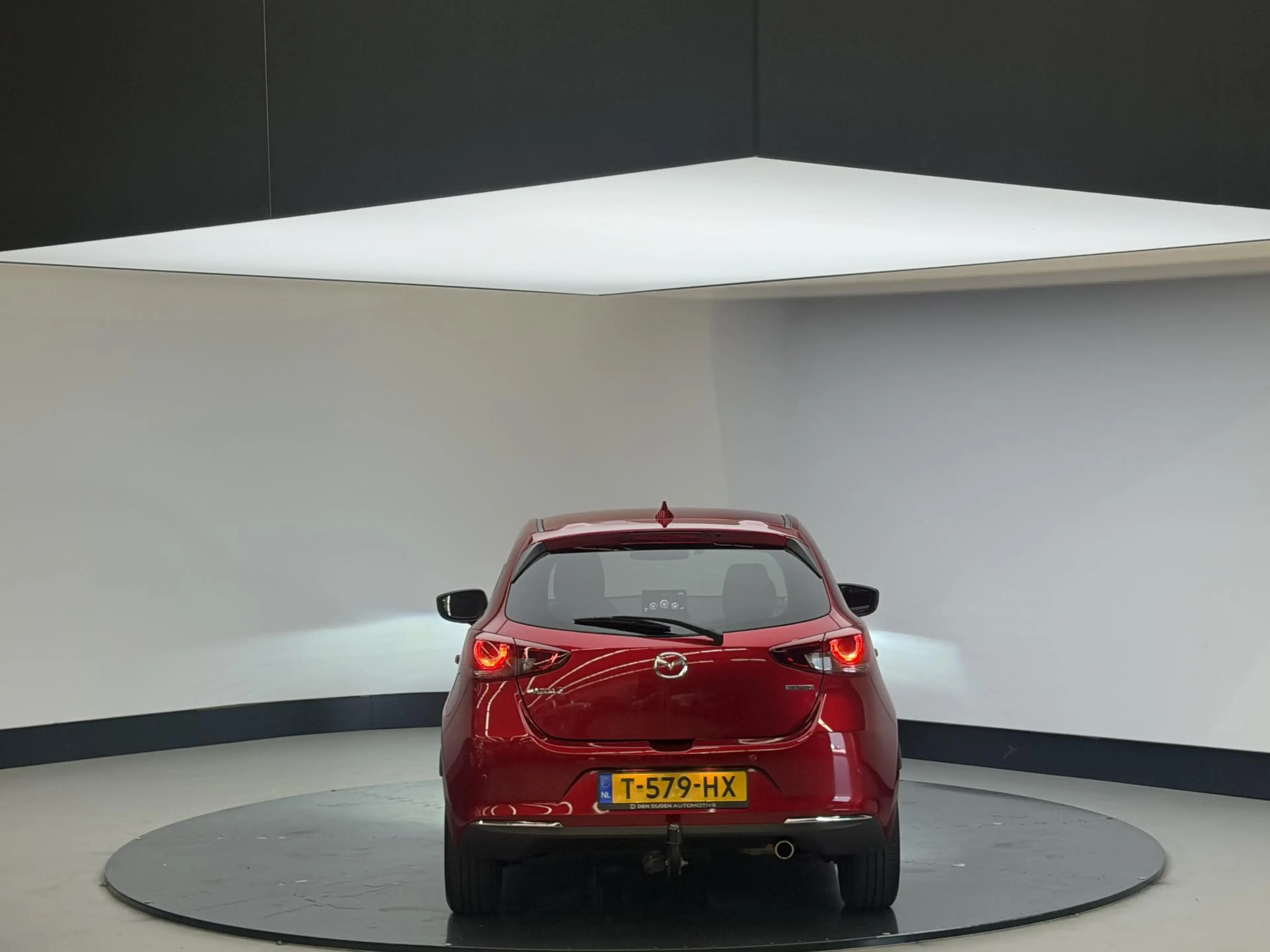Mazda 2 1.5 Skyactiv-G Luxury | Clima | Stoel en stuur ver — photo 12