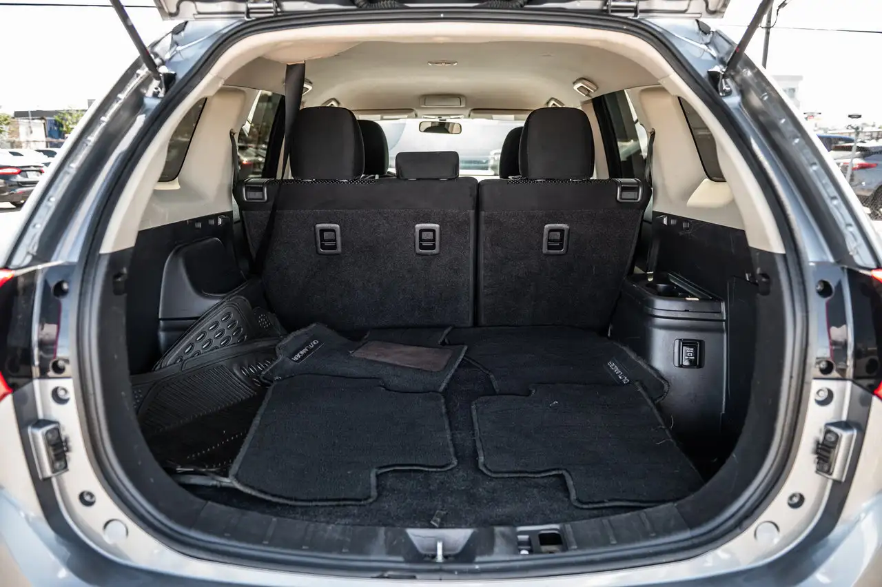 Mitsubishi Outlander fotografie Mitsubishi Outlander