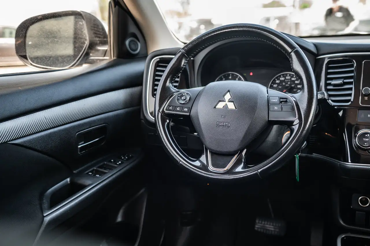 Mitsubishi Outlander fotografie Mitsubishi Outlander