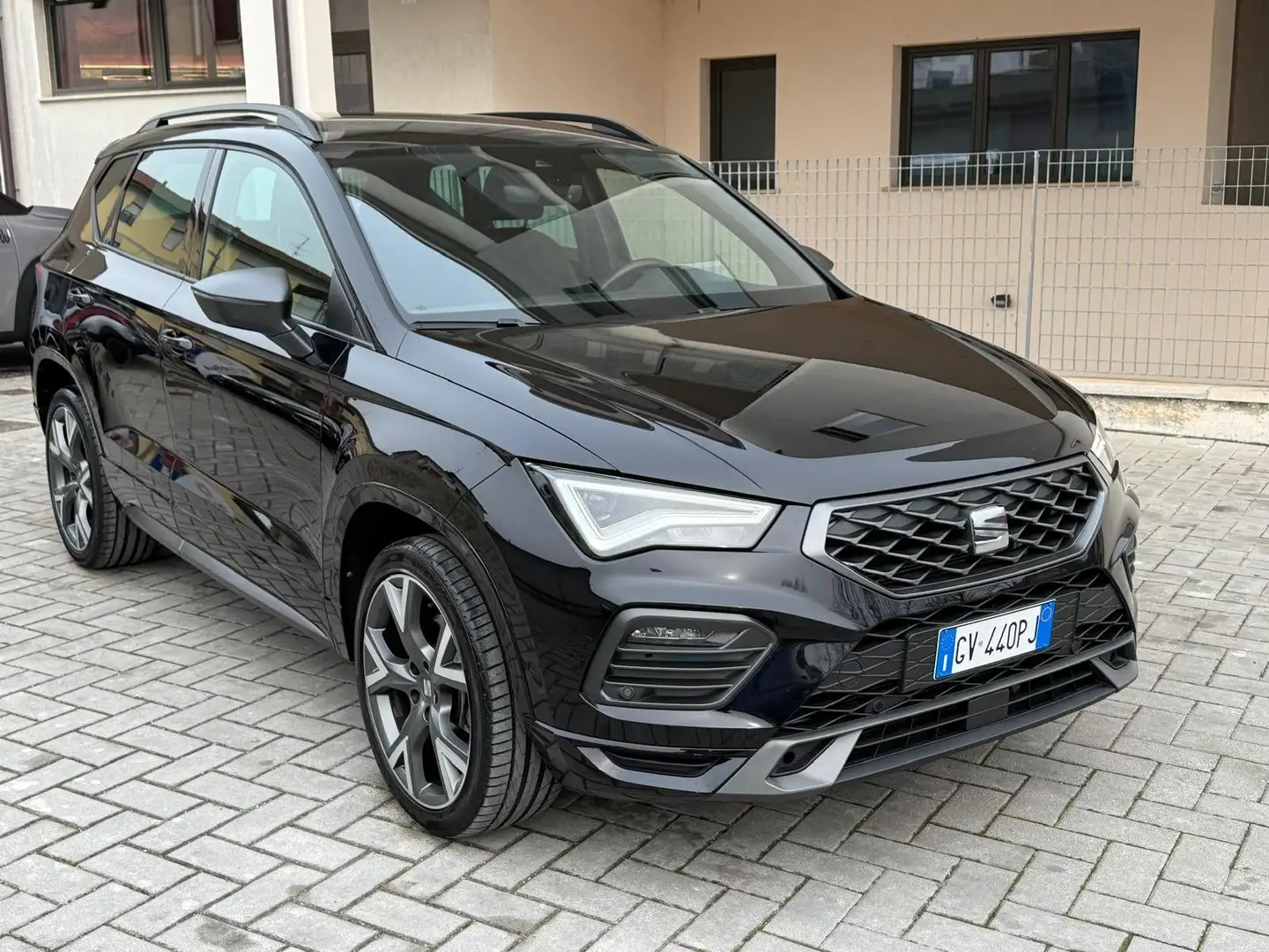 SEAT Ateca Ateca 2.0 tdi FR 150cv dsg Pari al nuovo!!! Nero - 1