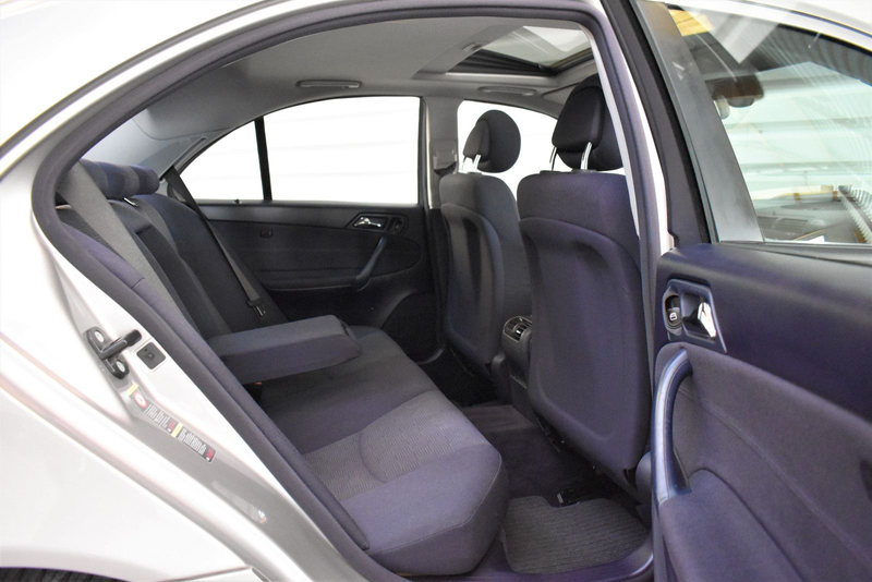 Mercedes-Benz C 200 Classic Automatik+57.000km+Schiebedach — photo 14