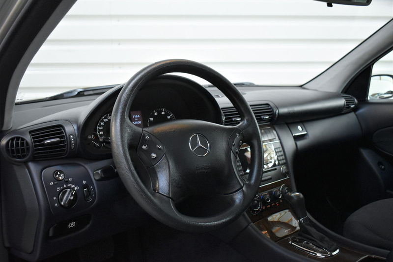 Mercedes-Benz C 200 Classic Automatik+57.000km+Schiebedach — photo 7