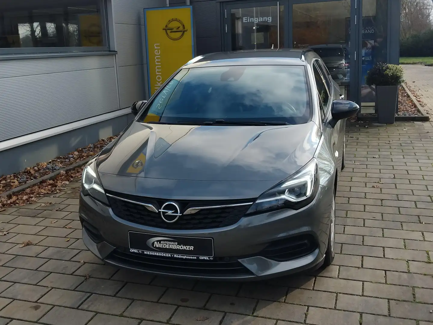 Opel Astra K ST Elegance, Parkpilot h.,Sitzheizung,Klimaauto. Grau - 2