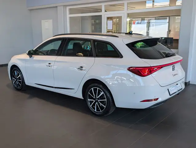 SEAT Leon view 9