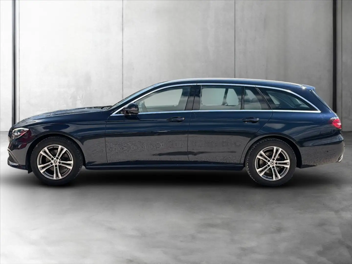 Mercedes-Benz E 220 d T Aut. LED+NAVI+RADAR+RFK+DynLicht+HUD Blau - 2