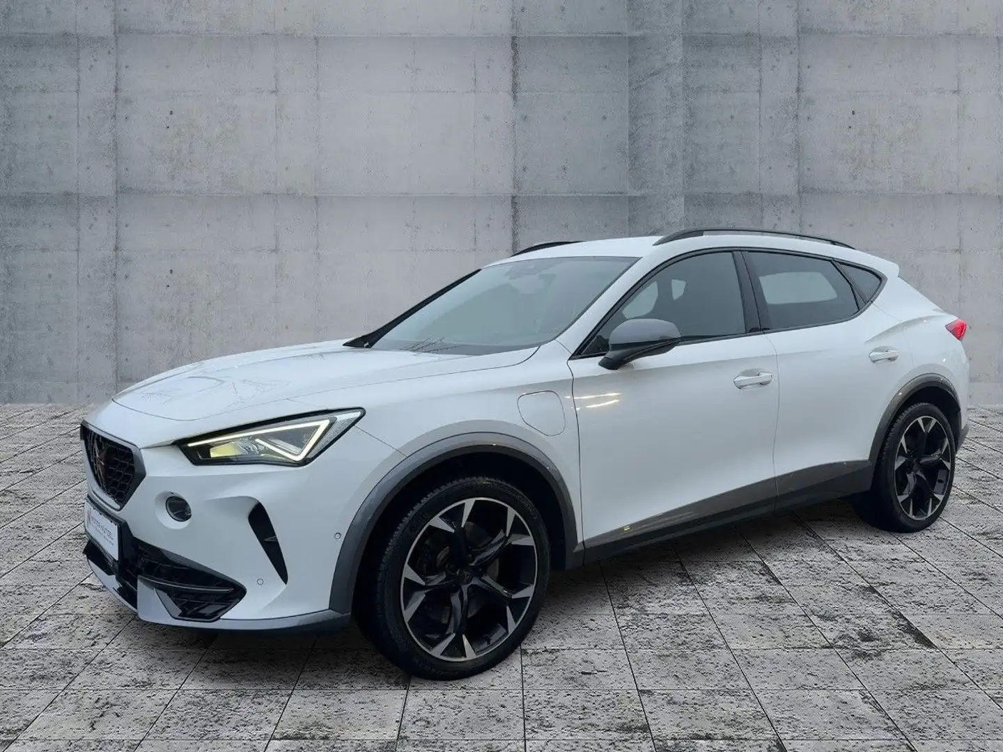 CUPRA Formentor 1.4 e-Hybrid DSG Voll-LED+NAV+ACC+RFK Weiß - 2