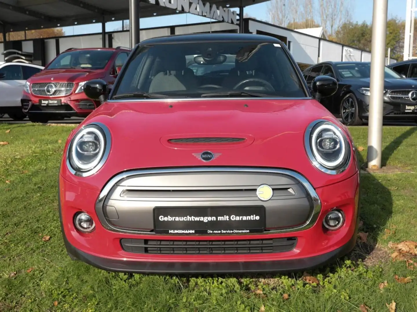MINI Cooper SE Trim M Kamera Navi Sitzhzg Klima LED Rot - 2