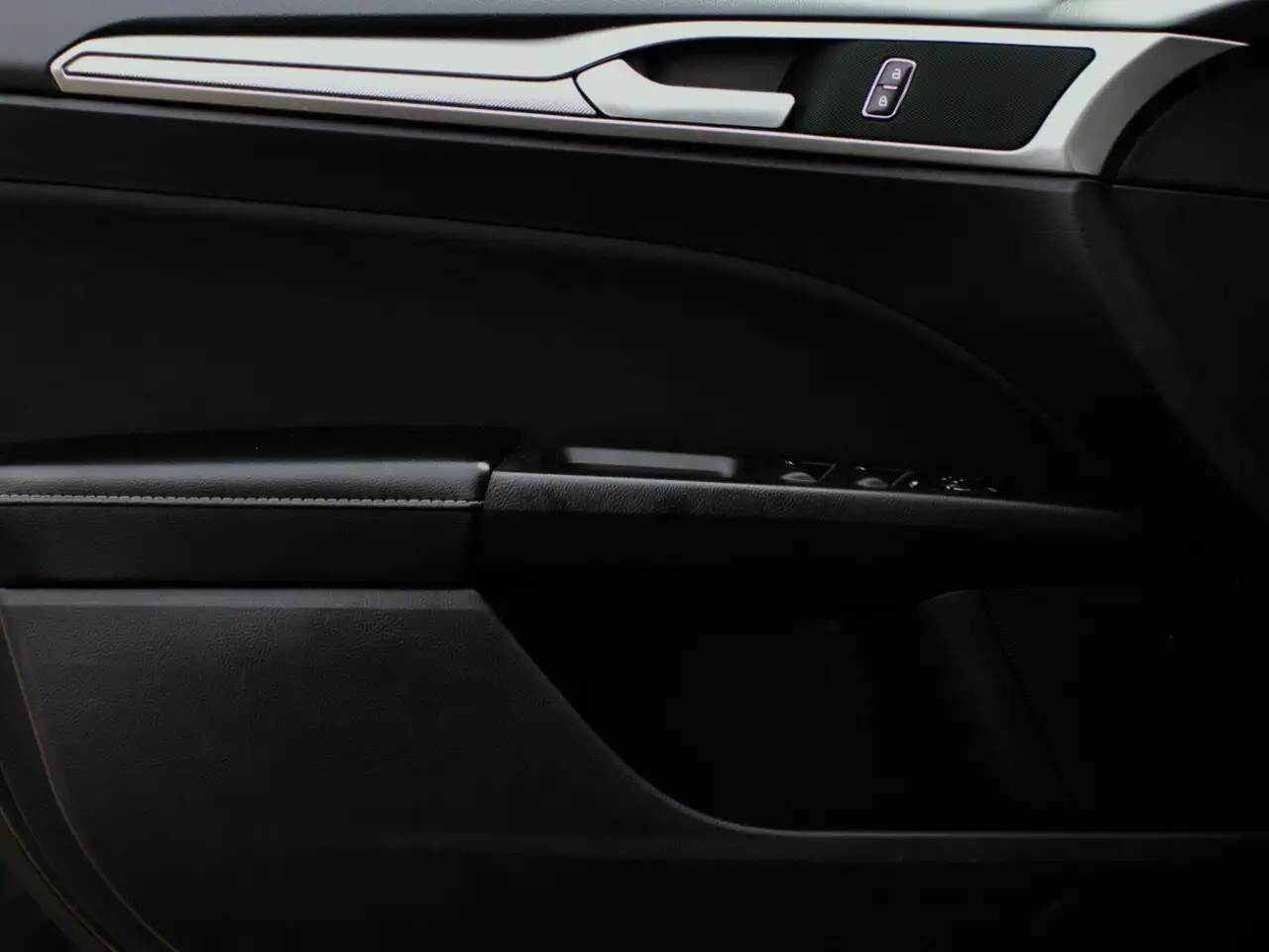 Ford Fusion photo Ford Fusion