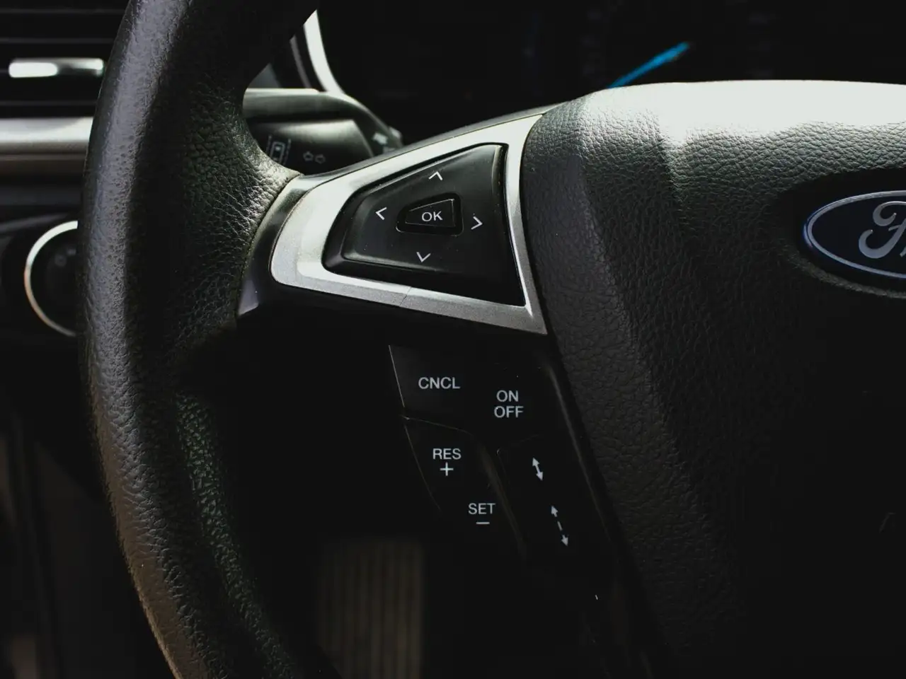 Ford Fusion photo Ford Fusion