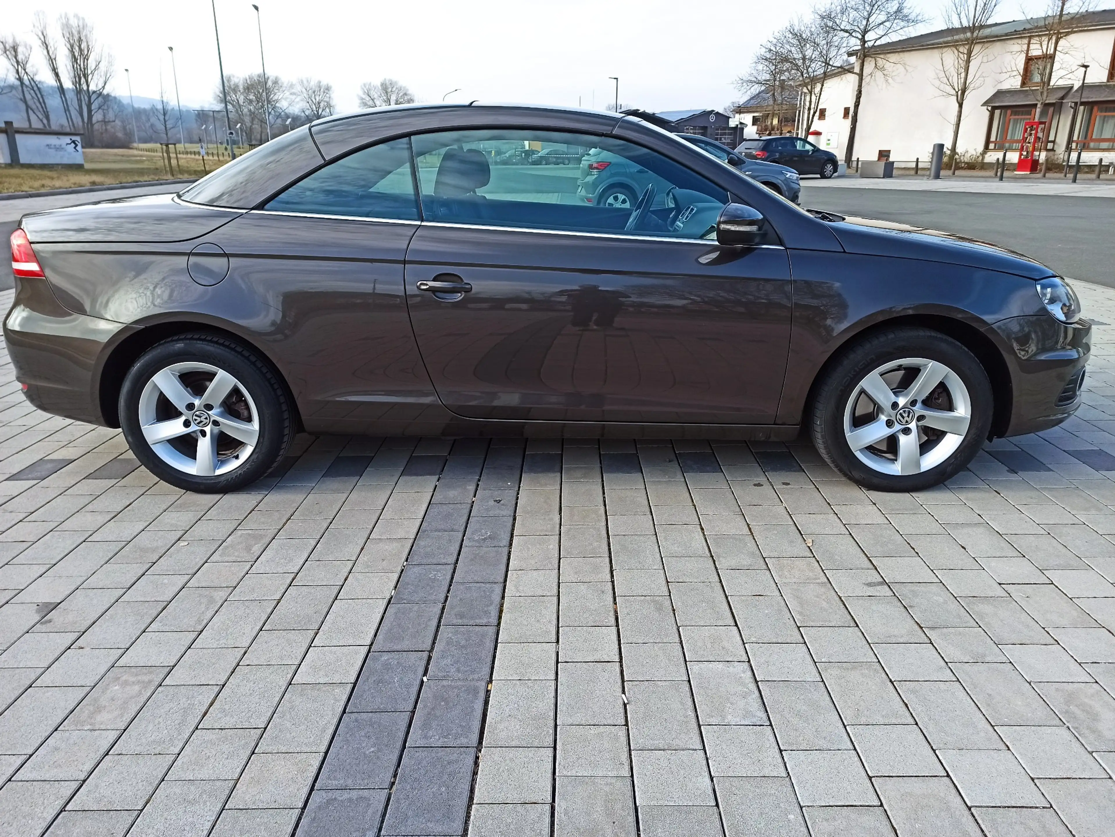 Volkswagen Eos Eos 2.0 TDI DPF DSG Navi Panoramadach SHZG Standhz — photo 5