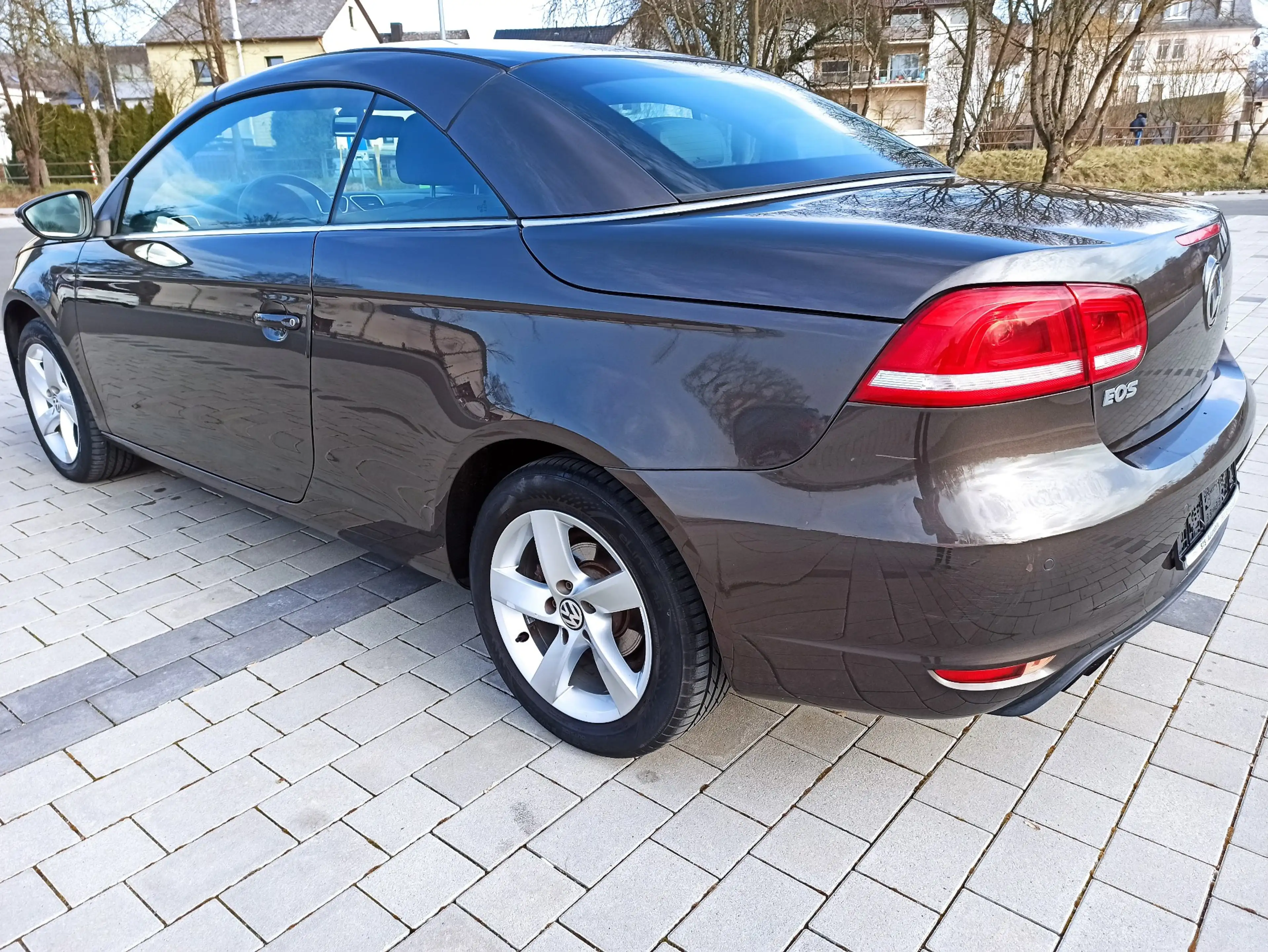 Volkswagen Eos Eos 2.0 TDI DPF DSG Navi Panoramadach SHZG Standhz — photo 9