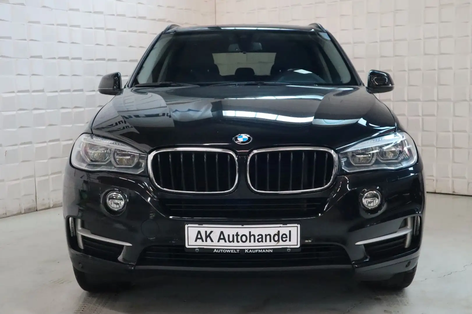 BMW X5 sDrive 25 d LED Navi Vollleder Kamera PDC SHZ Schwarz - 2