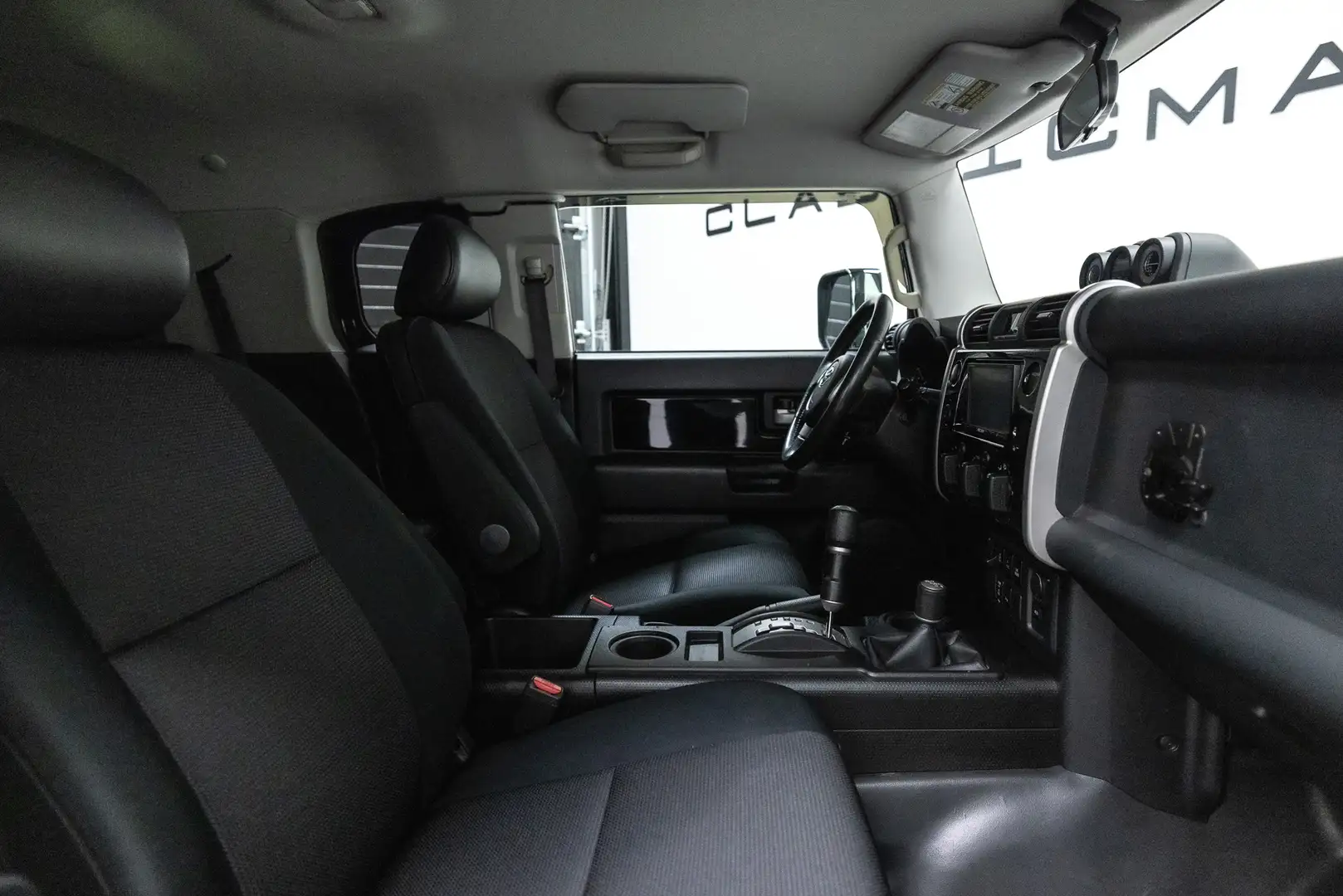 Toyota FJ Cruiser VVT-i V6 Btw auto, Fiscale waarde € 8.000,- (€ 43. Negro - 2