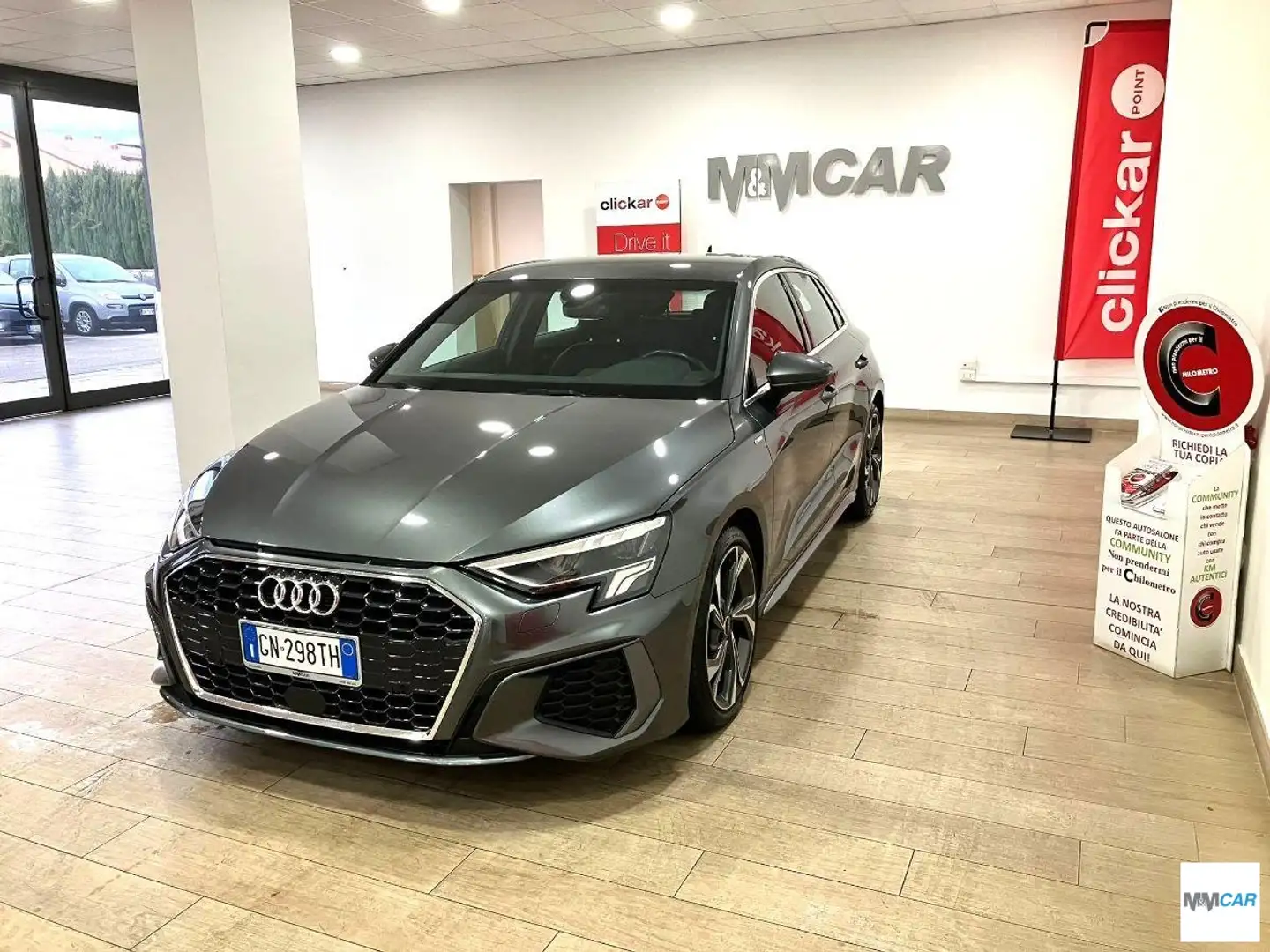 Audi A3 SPB 30 TDI S TRONIC S LINE EDITION Grau - 2