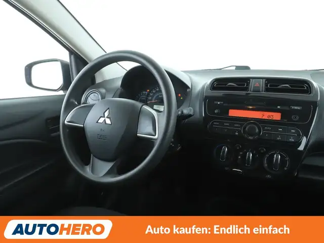 Mitsubishi Space Star view 13