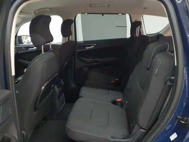 Ford S-Max view 8