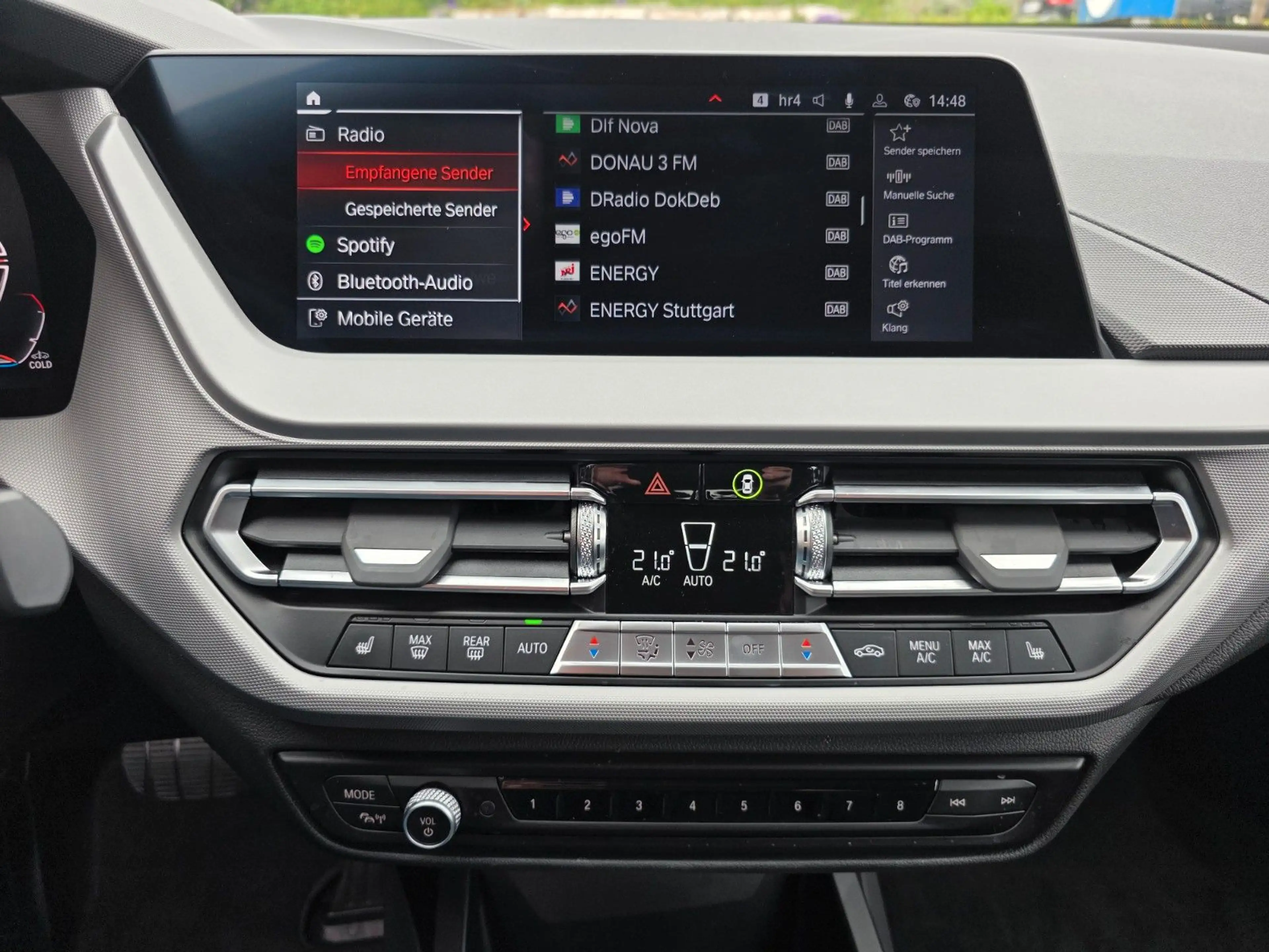 BMW 120 d Advantage Automatik/LED/Navi — photo 12