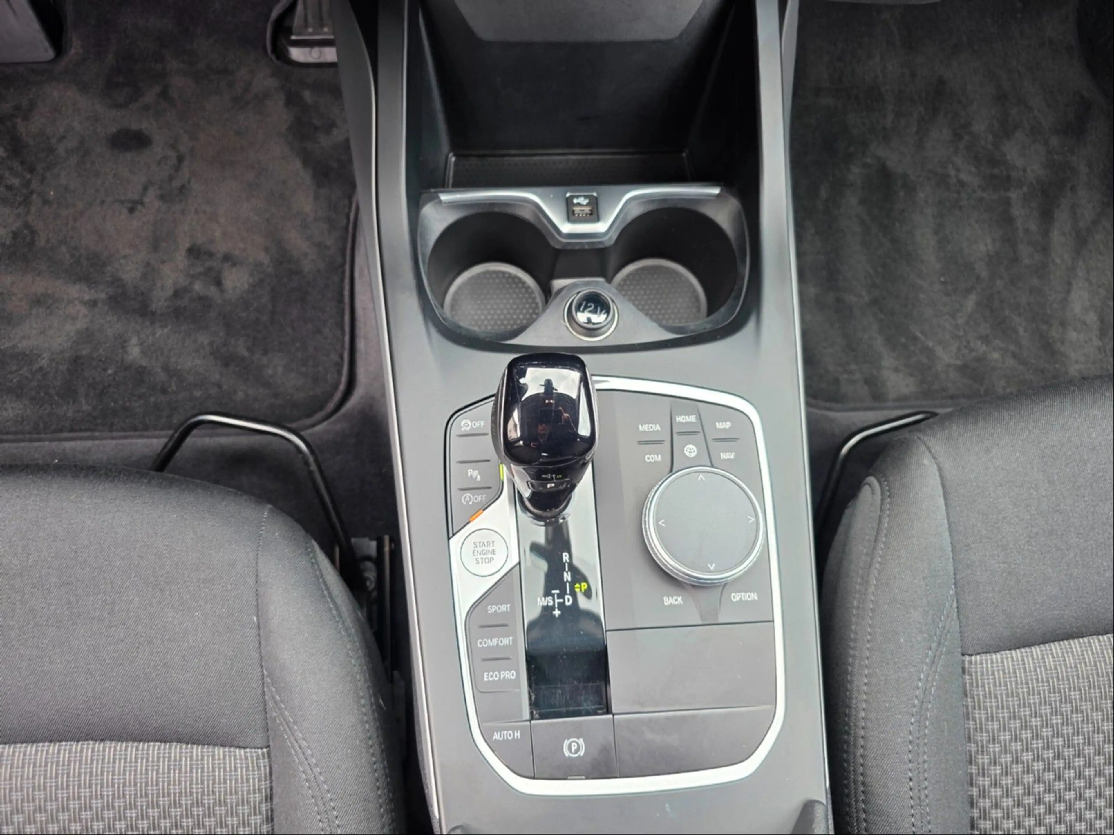 BMW 120 d Advantage Automatik/LED/Navi — photo 14