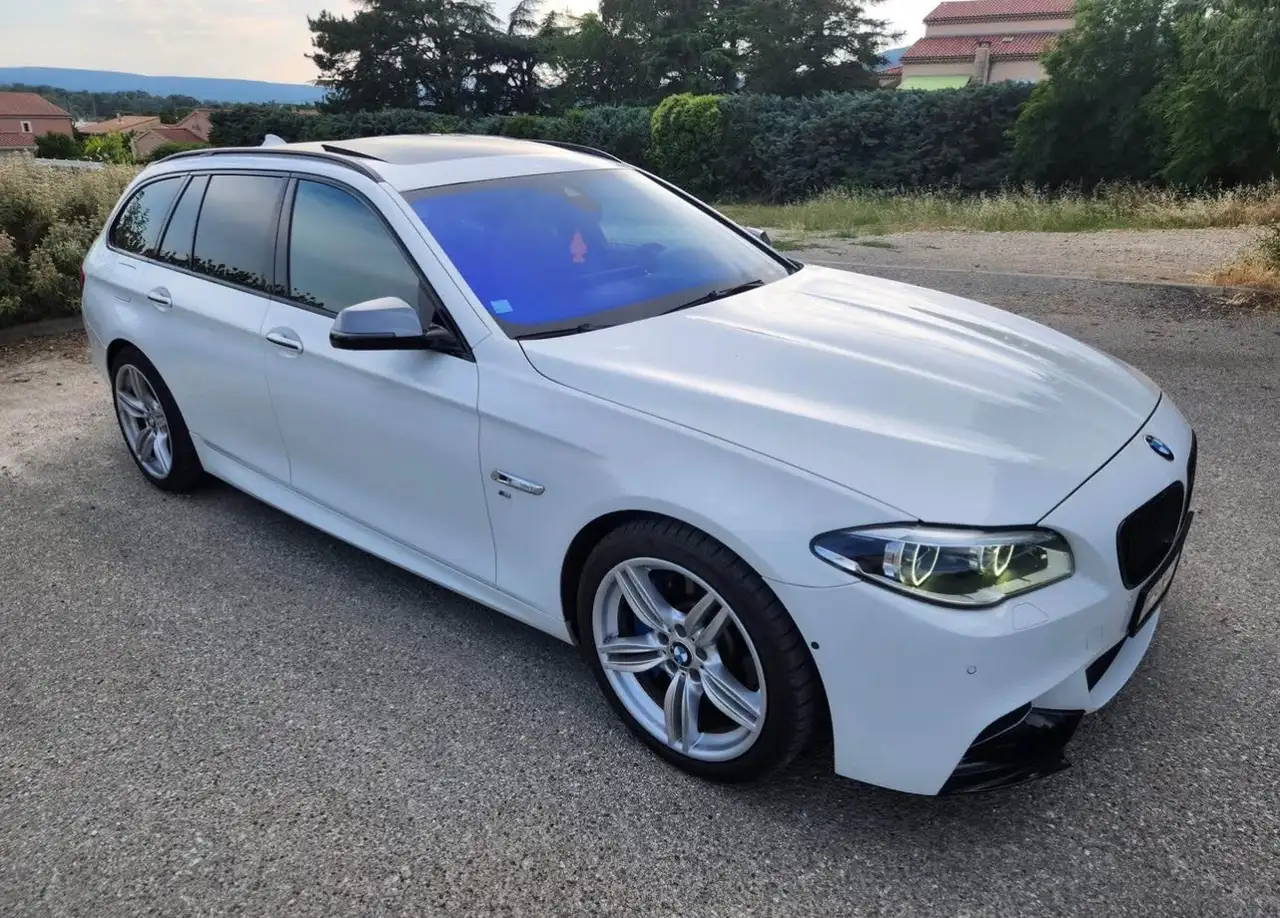 BMW M550