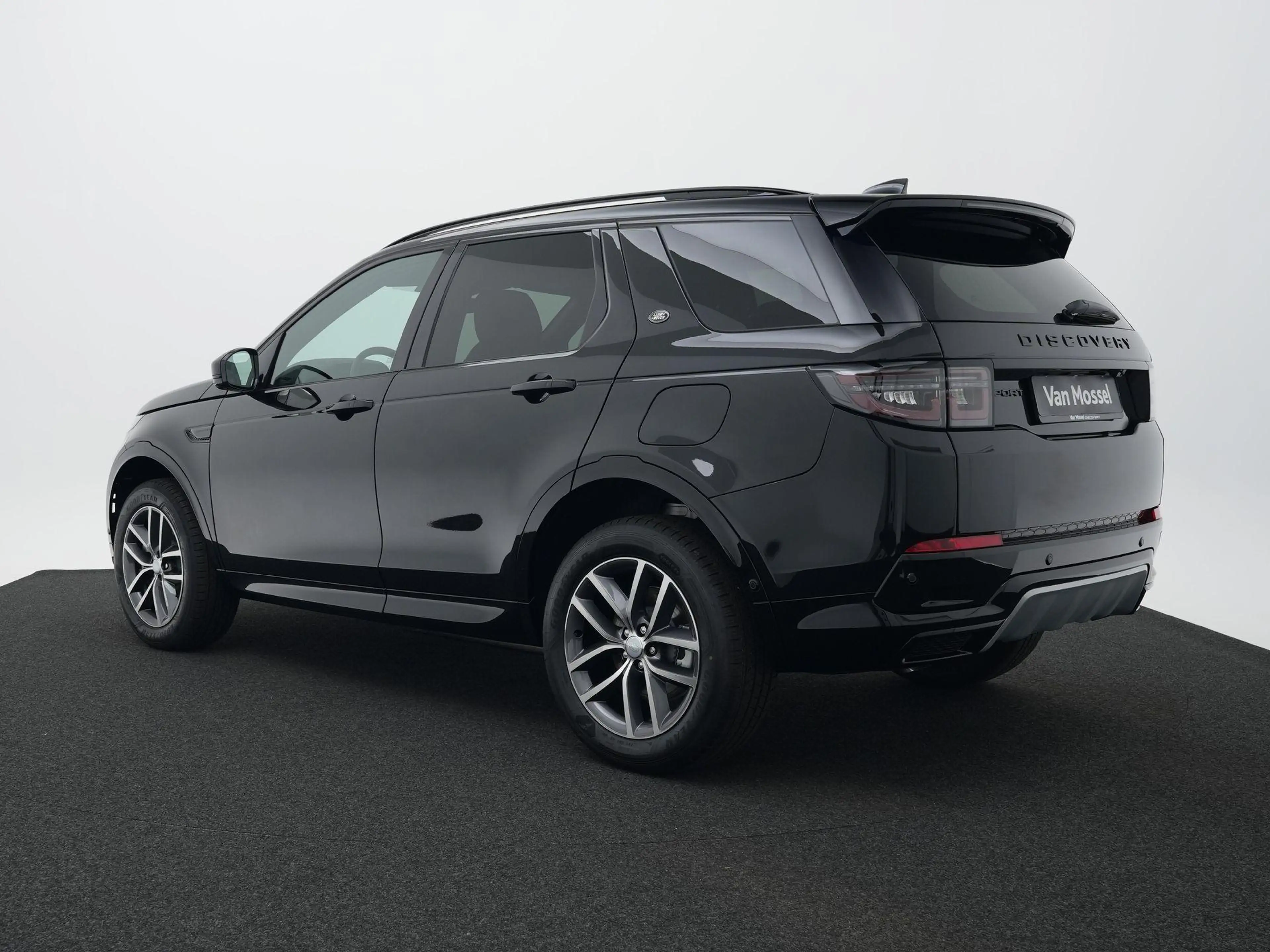 Land Rover Discovery Sport 1.5 P270e PHEV Dynamic S | Trekhaak | Convenience — photo 2