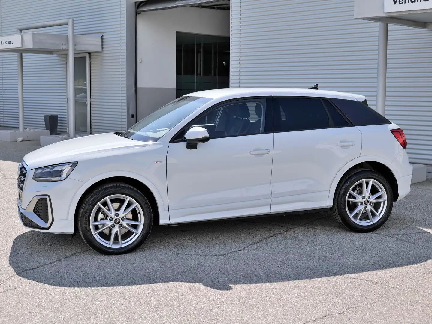 Audi Q2 2.0 (35) Tdi 150cv S-tronic S-line edition Blanc - 2