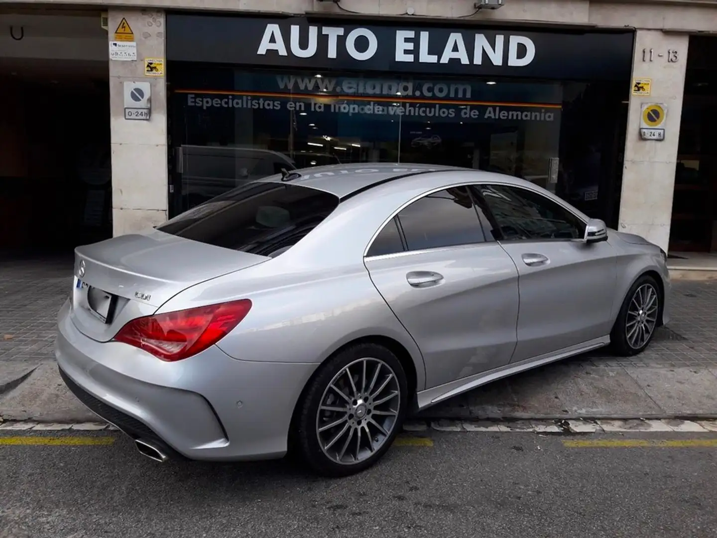 Mercedes-Benz CLA 220 220CDI AMG Line 7G-DCT 177 - 1